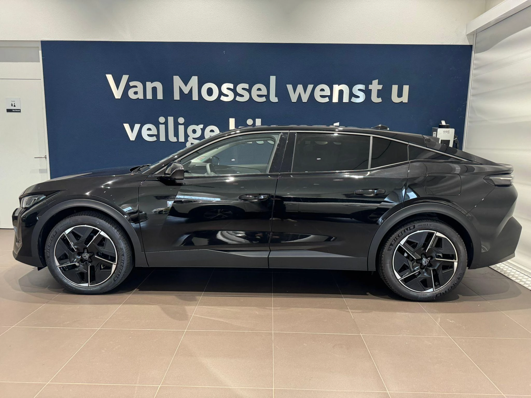 Peugeot 408 – autofoto 4