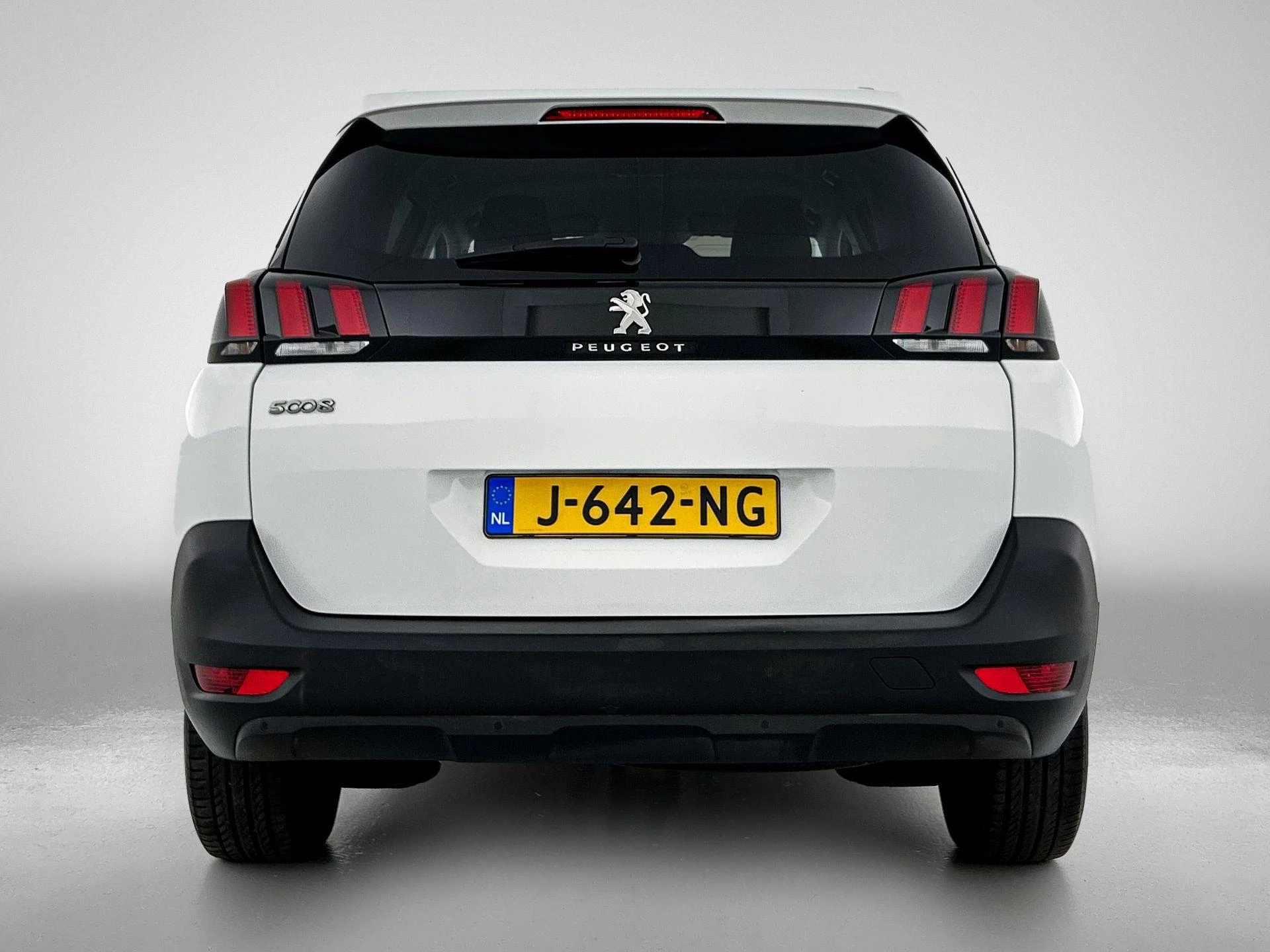 Peugeot 5008 met kenteken 51100 – autofoto 5