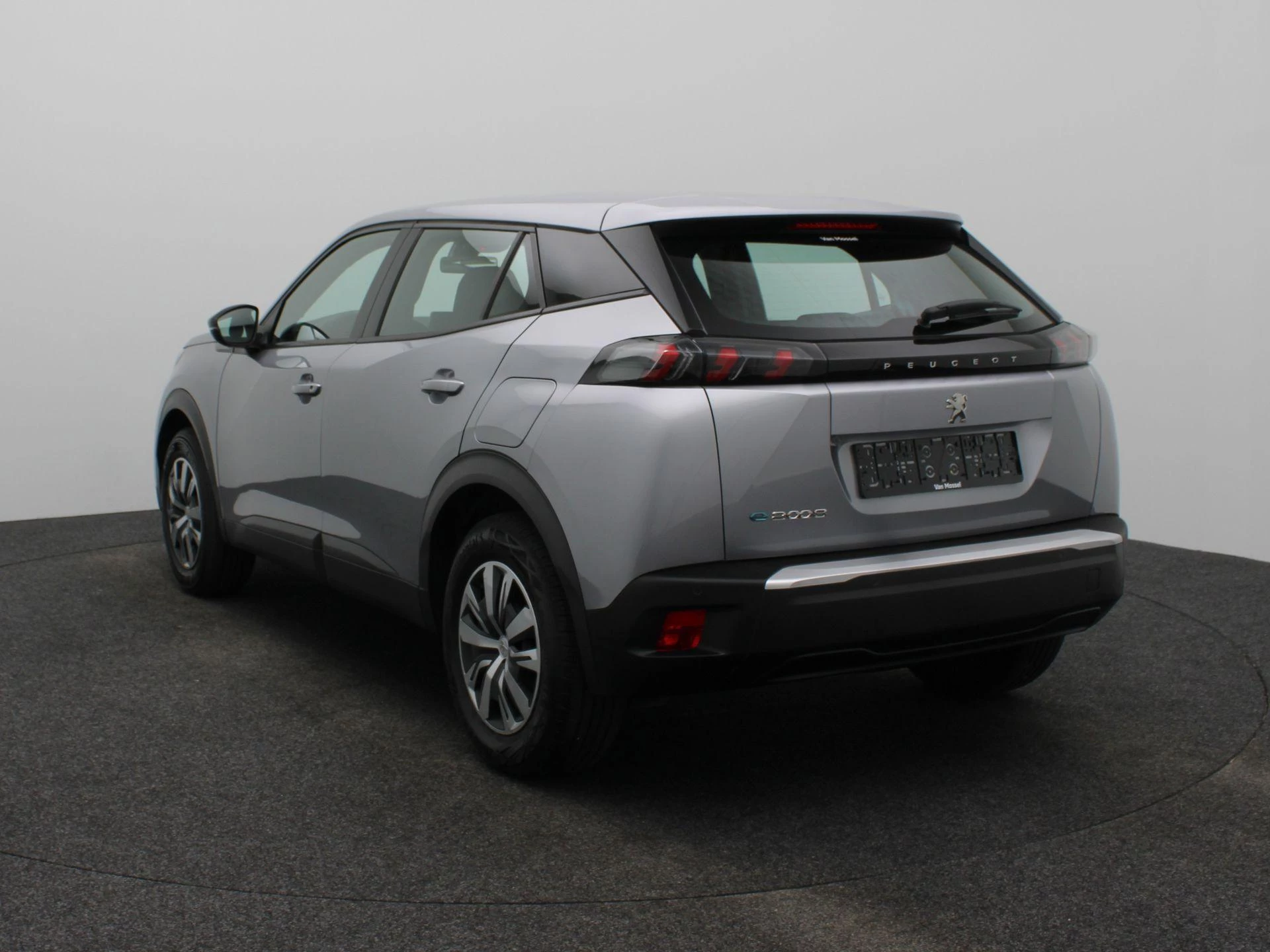 Peugeot e-2008 – autofoto 3