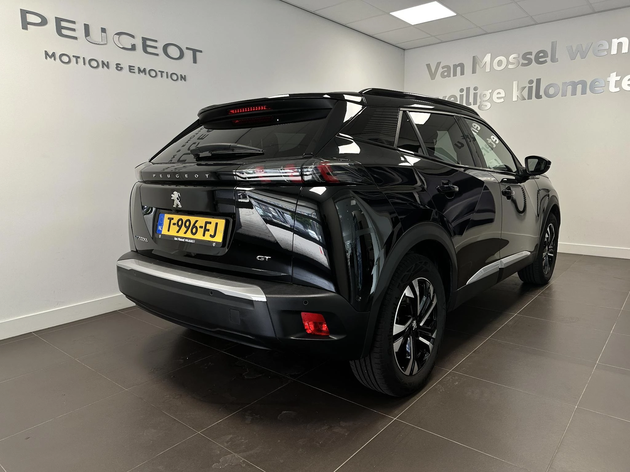 Peugeot e-2008 – autofoto 5