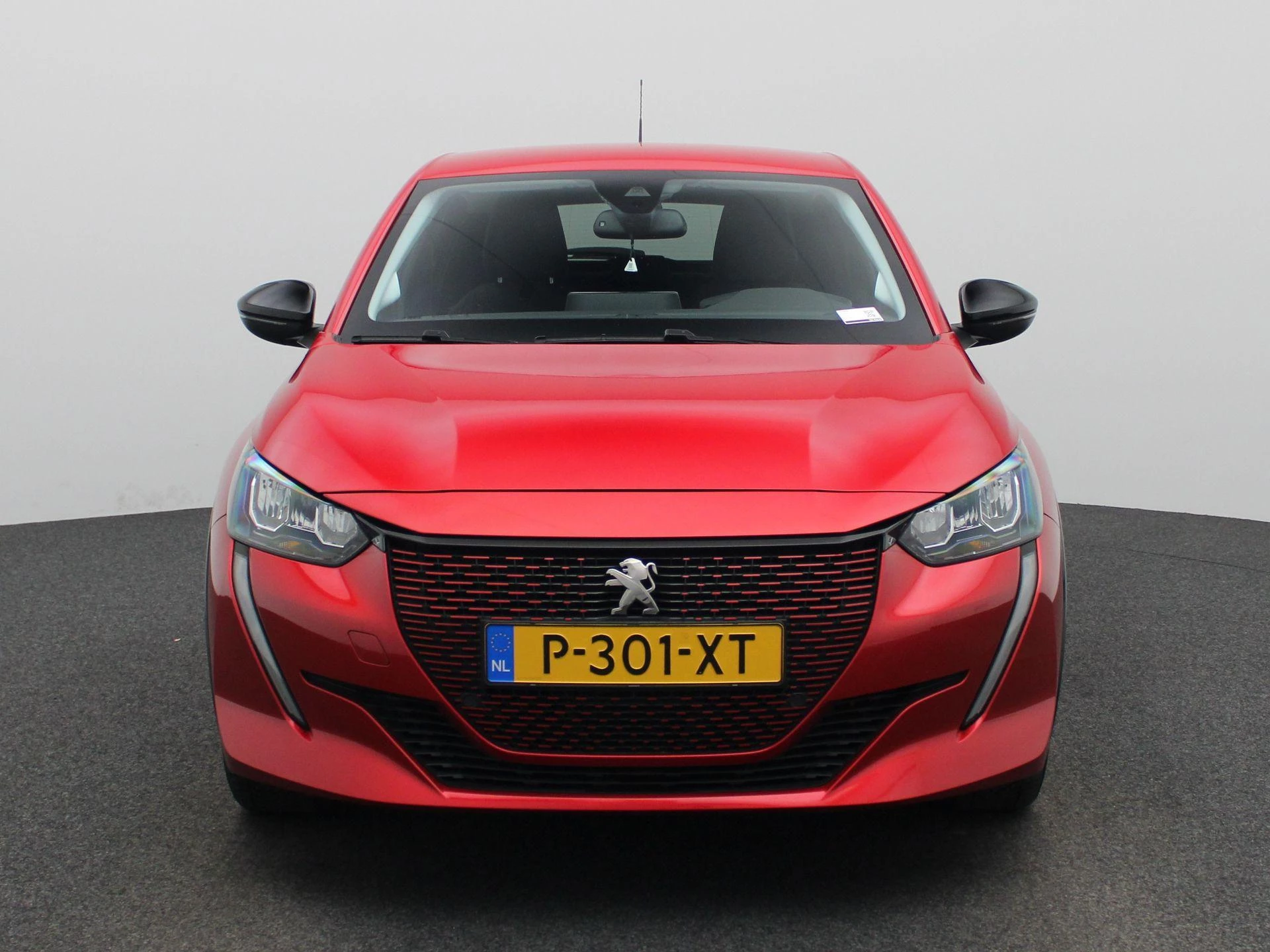 Peugeot E-208 – autofoto 5