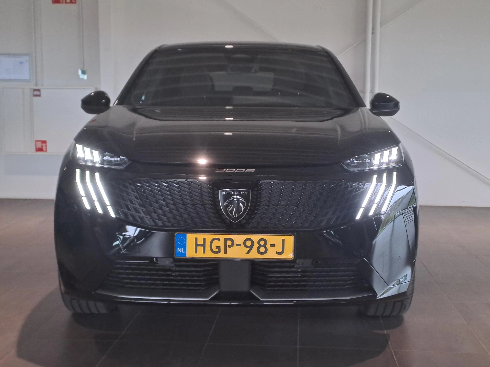 Peugeot e-3008 – autofoto 4