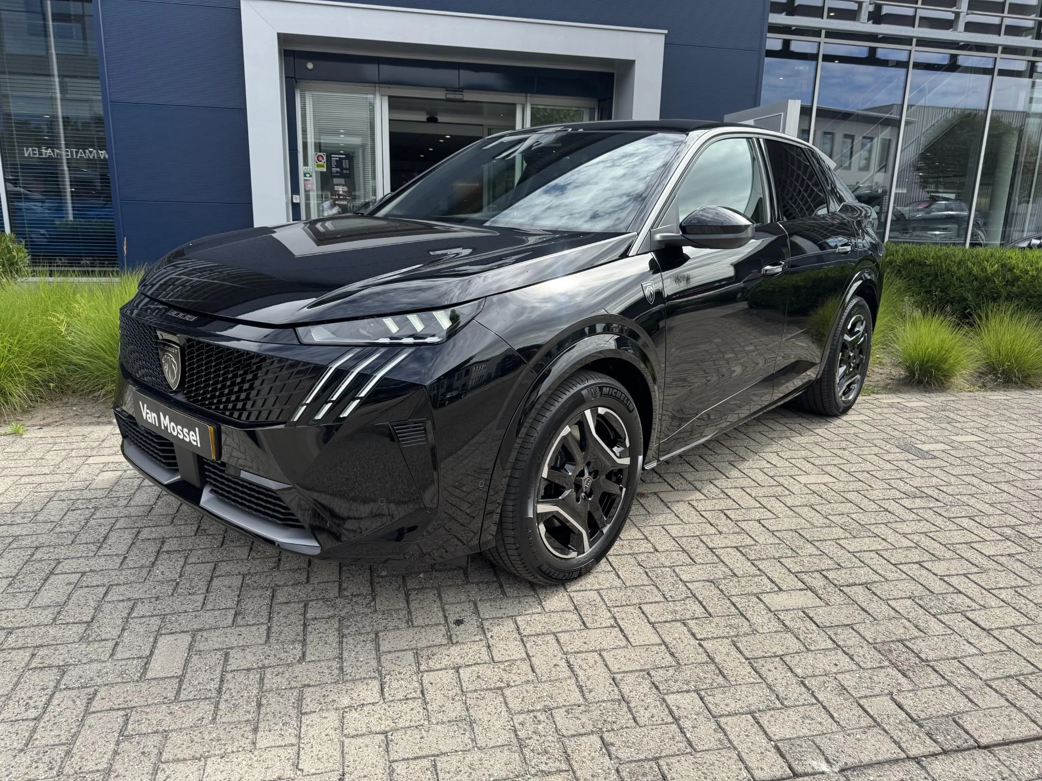 Peugeot e-3008 – autofoto 4