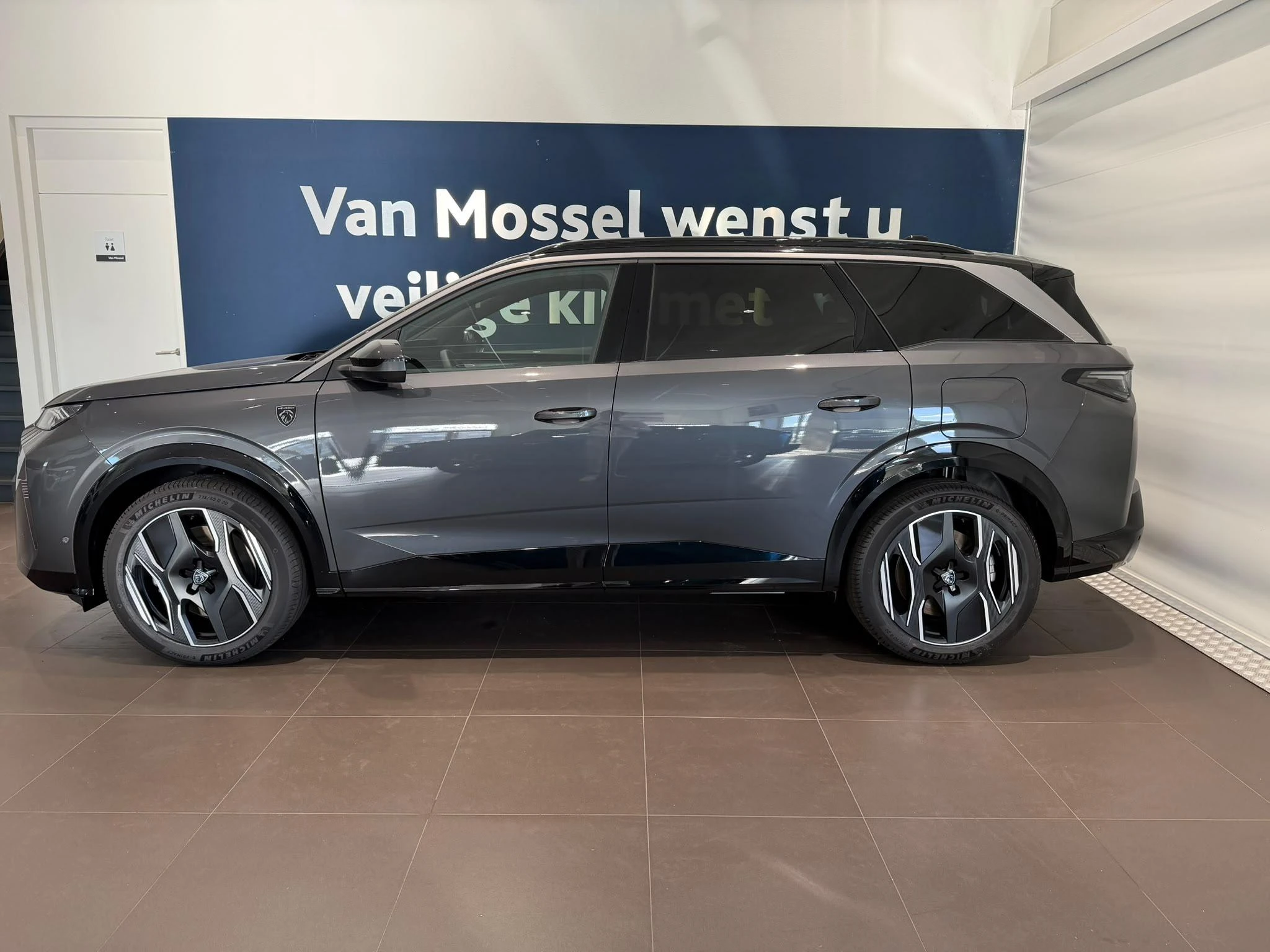 Peugeot e-5008 – autofoto 5