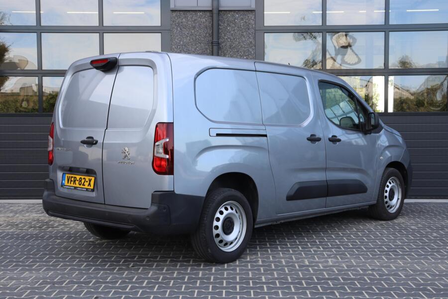 Peugeot Partner met kenteken VFR-82-X – autofoto 3