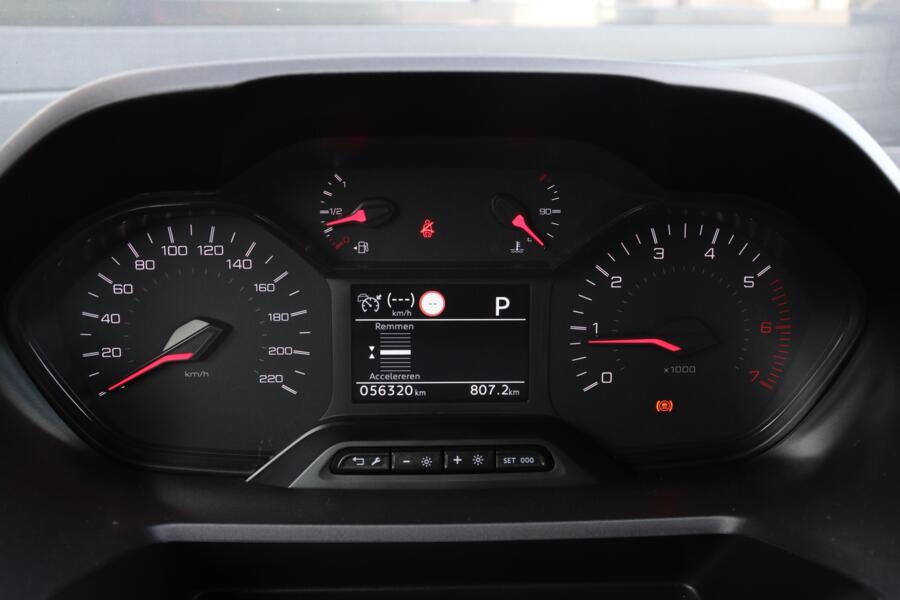 Peugeot Partner met kenteken VFR-82-X – autofoto 4