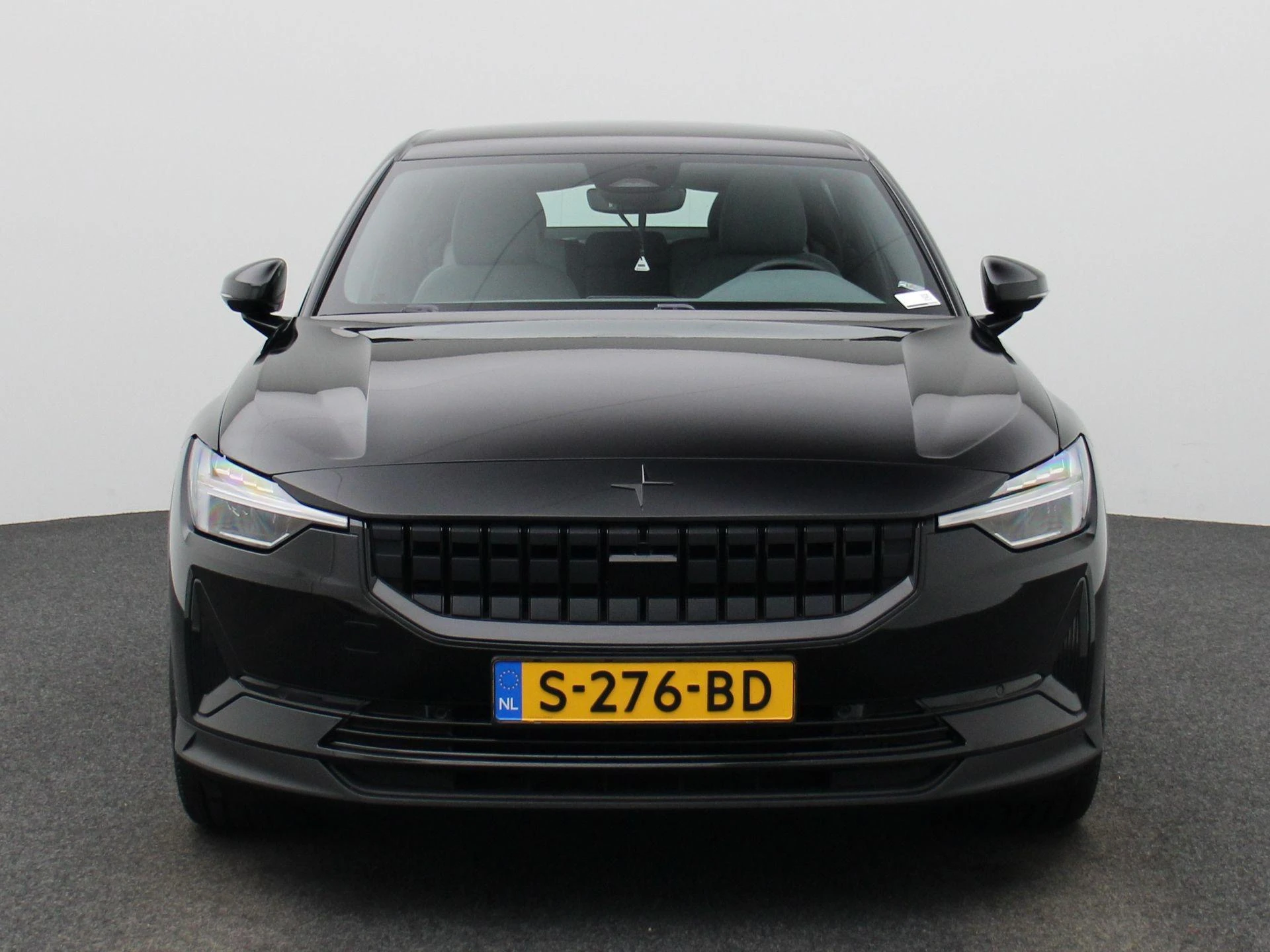 Polestar 2 – autofoto 3