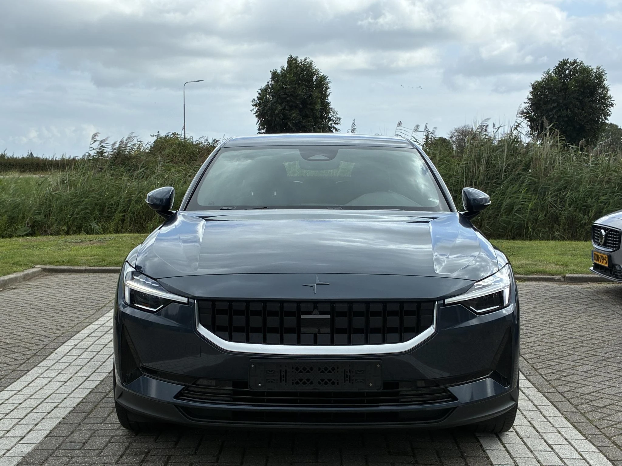 Polestar 2 – autofoto 4