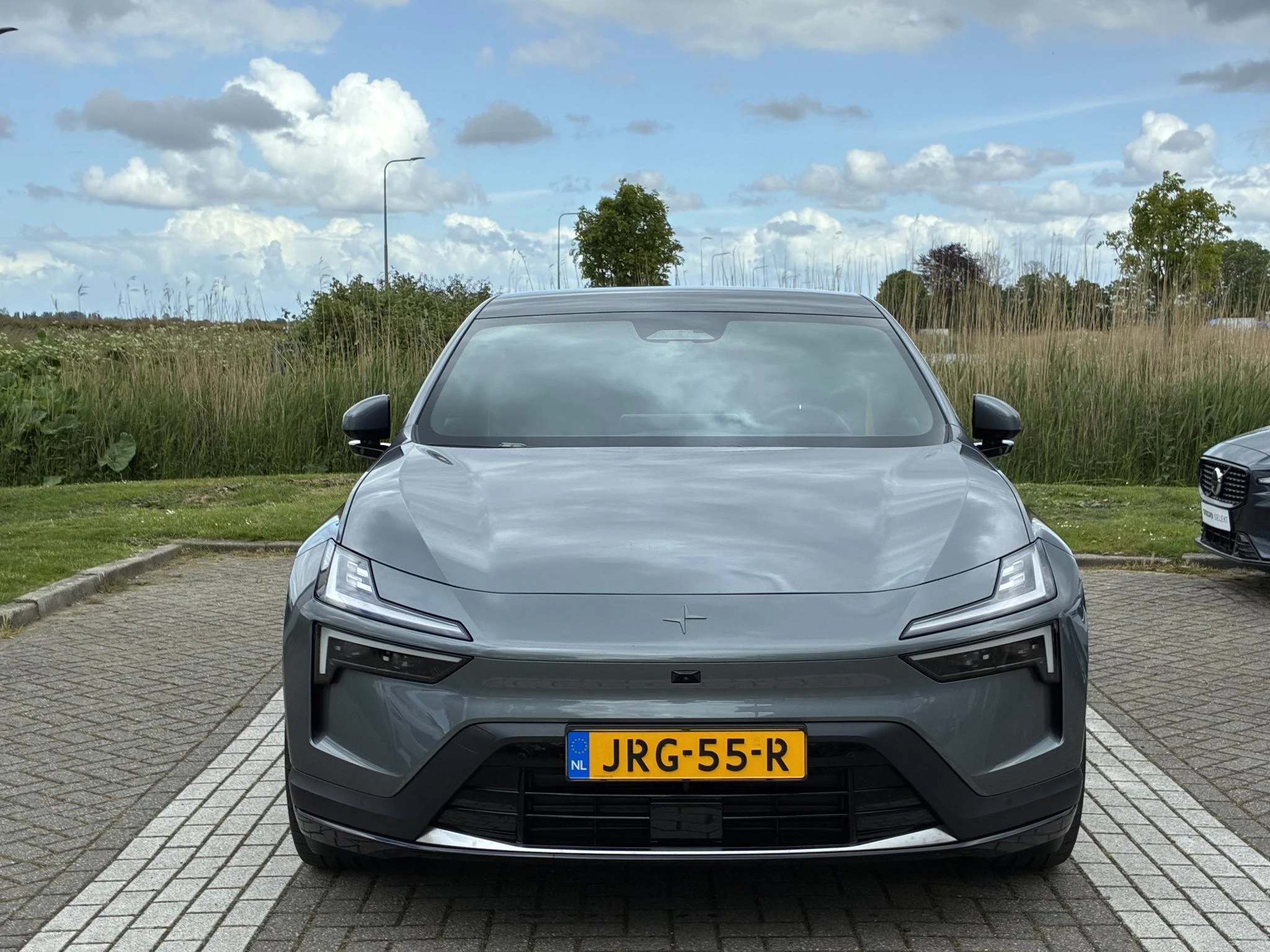 Polestar 4 – autofoto 4