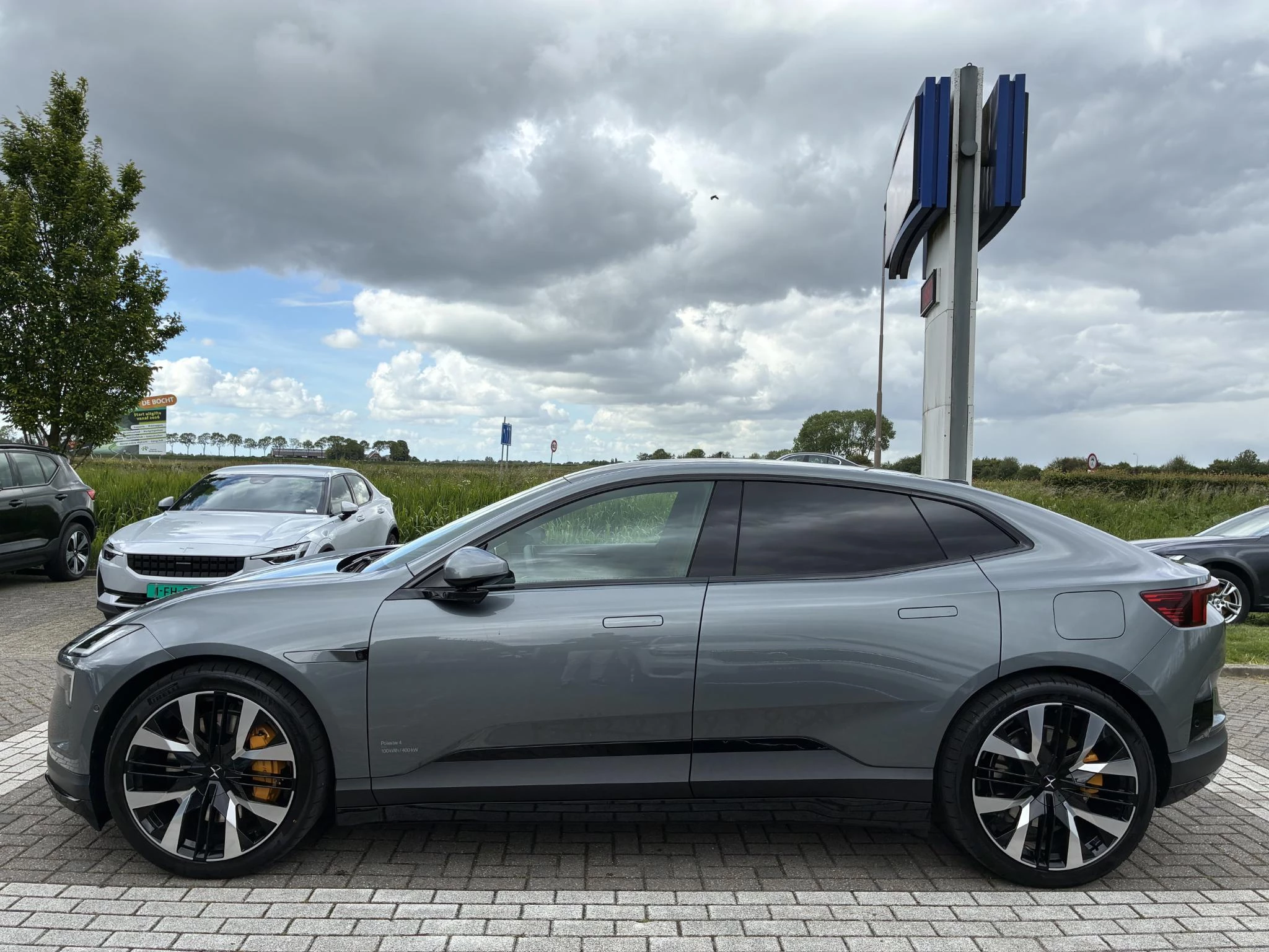 Polestar 4 – autofoto 5