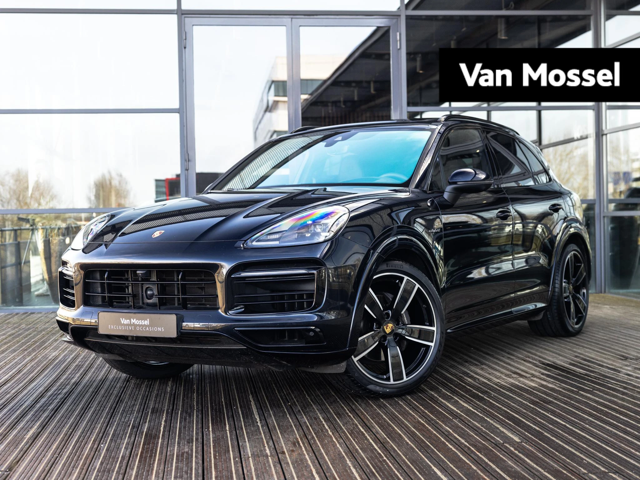Porsche Cayenne met kenteken 31100 – autofoto 2