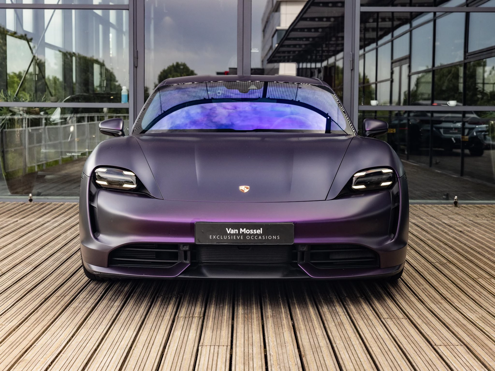 Porsche Taycan – autofoto 4