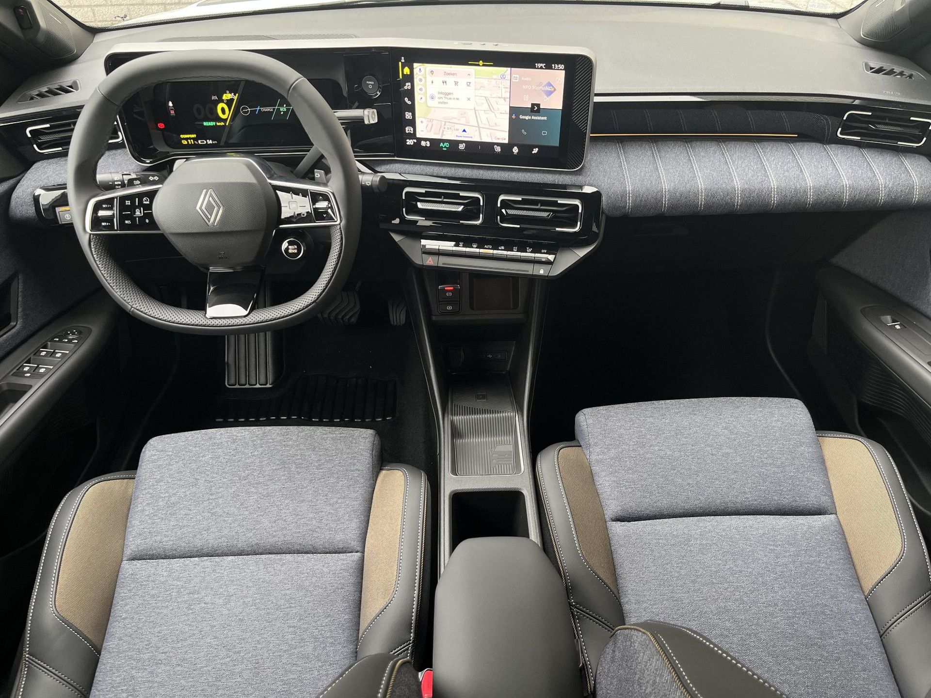 Renault 5 – autofoto 3