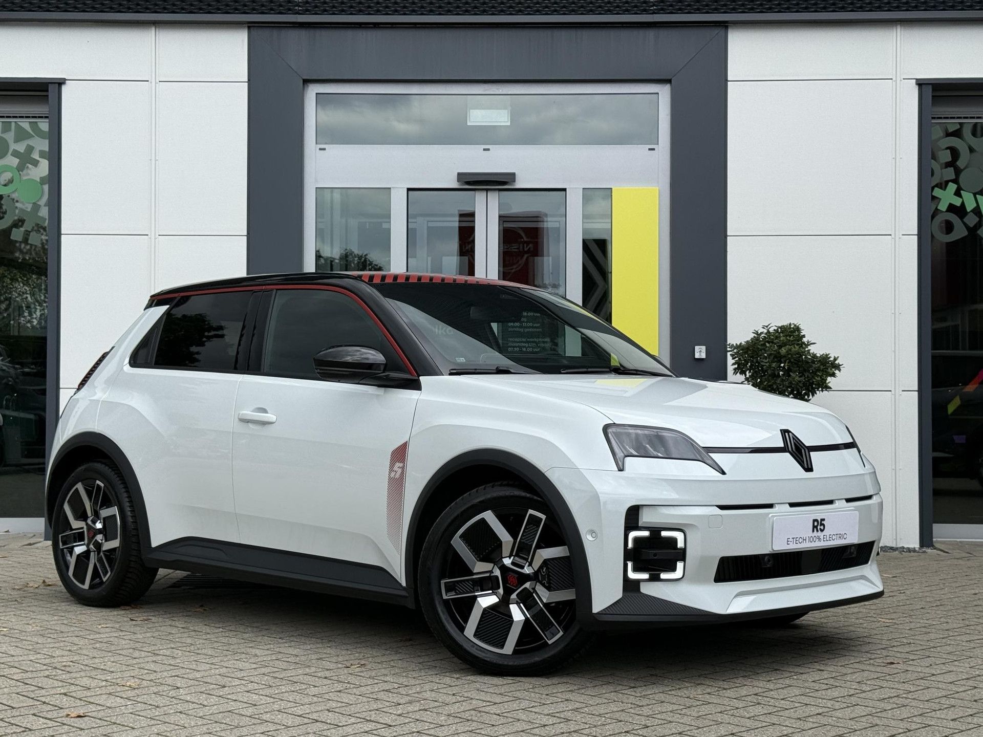 Renault 5 – autofoto 5