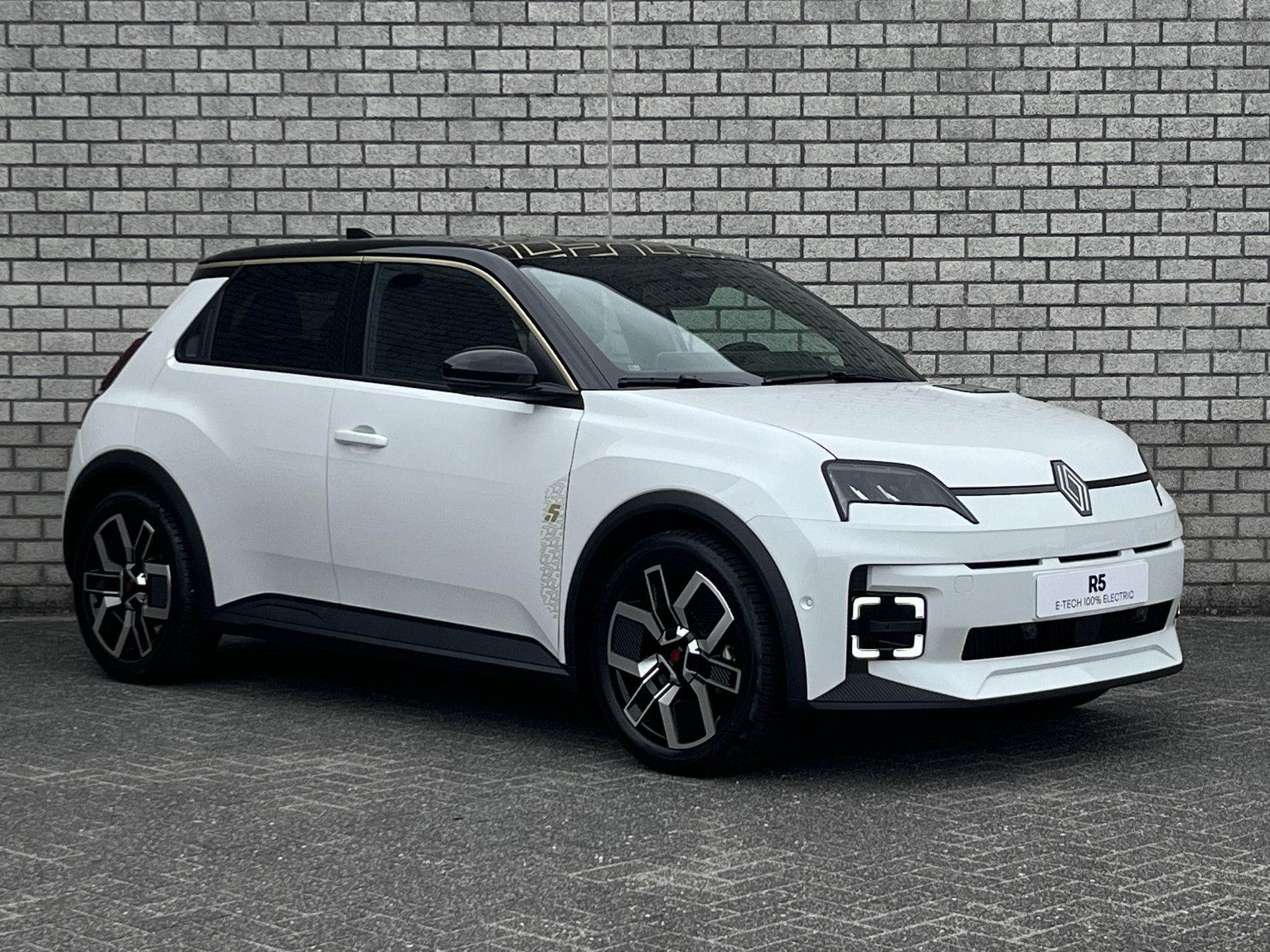 Renault 5 – autofoto 5