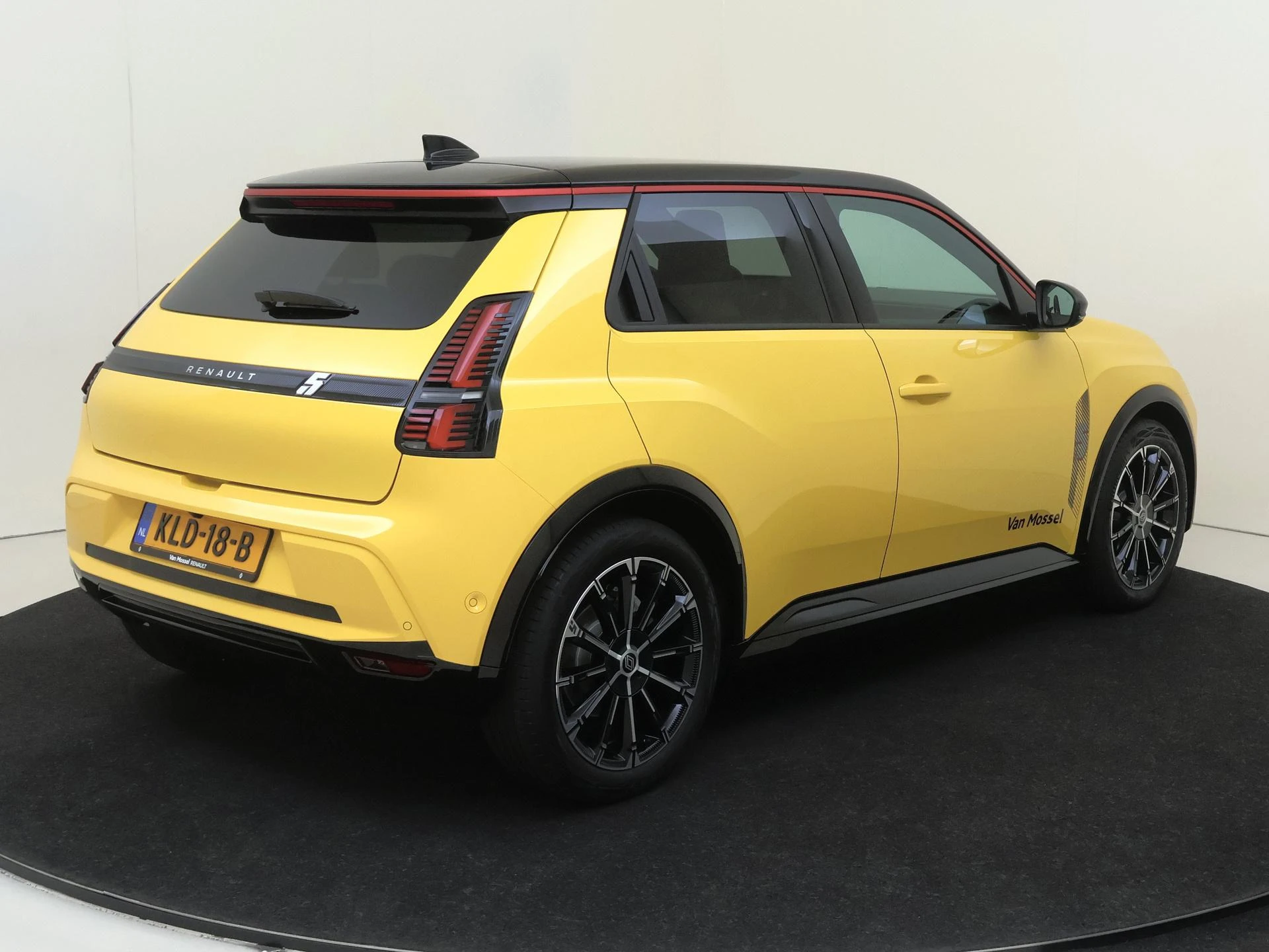 Renault 5 – autofoto 5