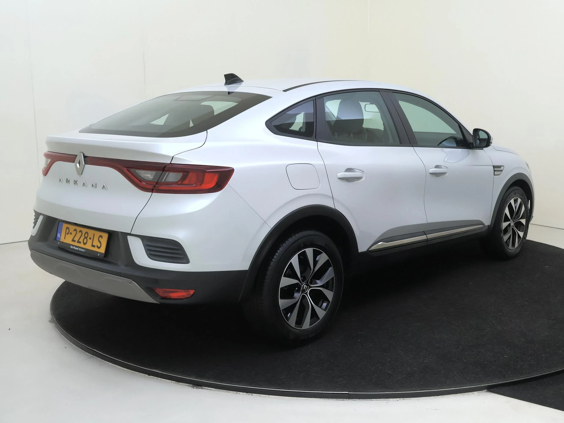 Renault Arkana – autofoto 5