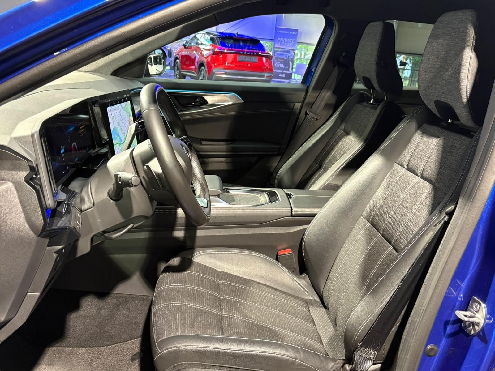 Renault Austral met kenteken T-480-DL – autofoto 5