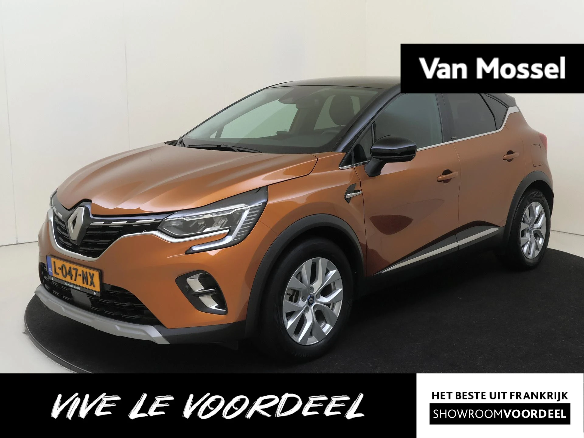 Renault Captur met kenteken 49 – autofoto 2