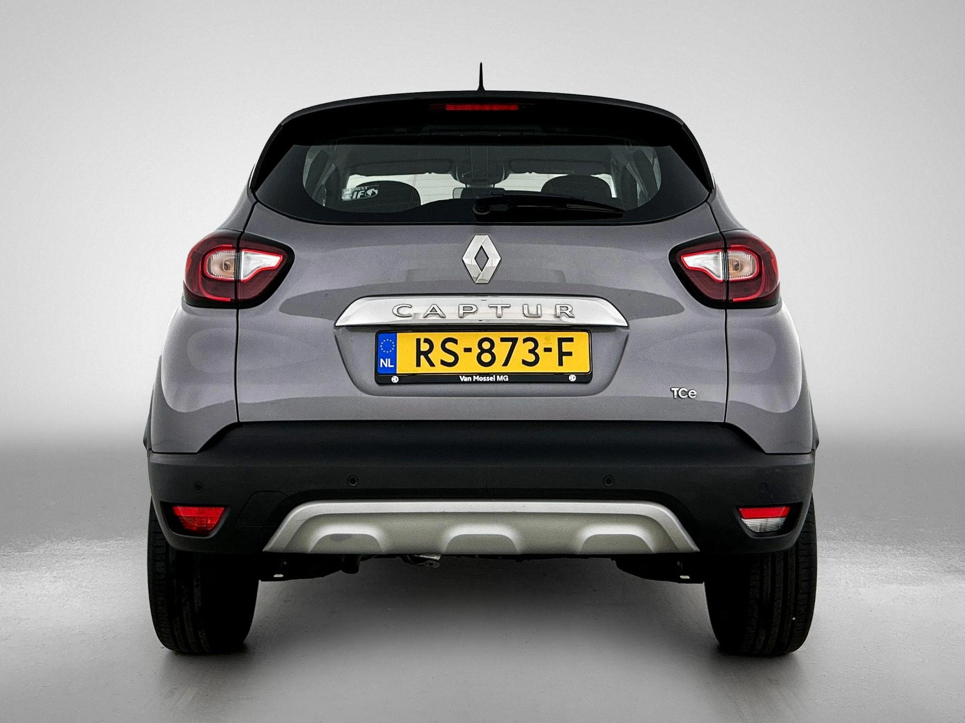 Renault Captur met kenteken 60100 – autofoto 5