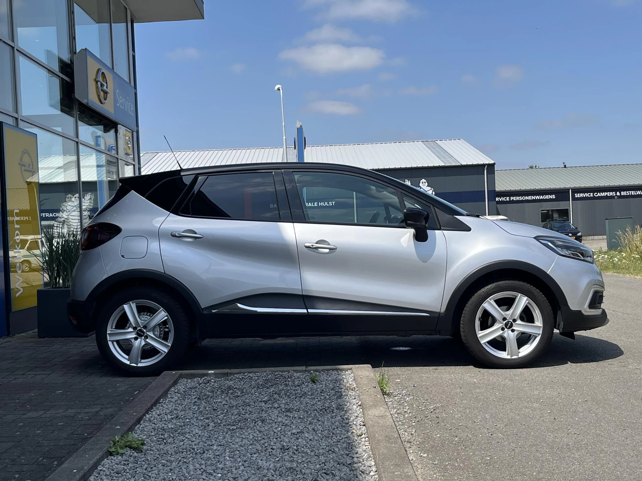 Renault Captur met kenteken 60100 – autofoto 5