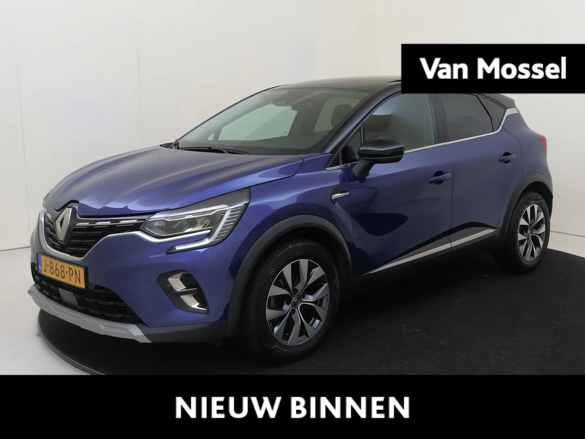 Renault Captur met kenteken 61100 – autofoto 2
