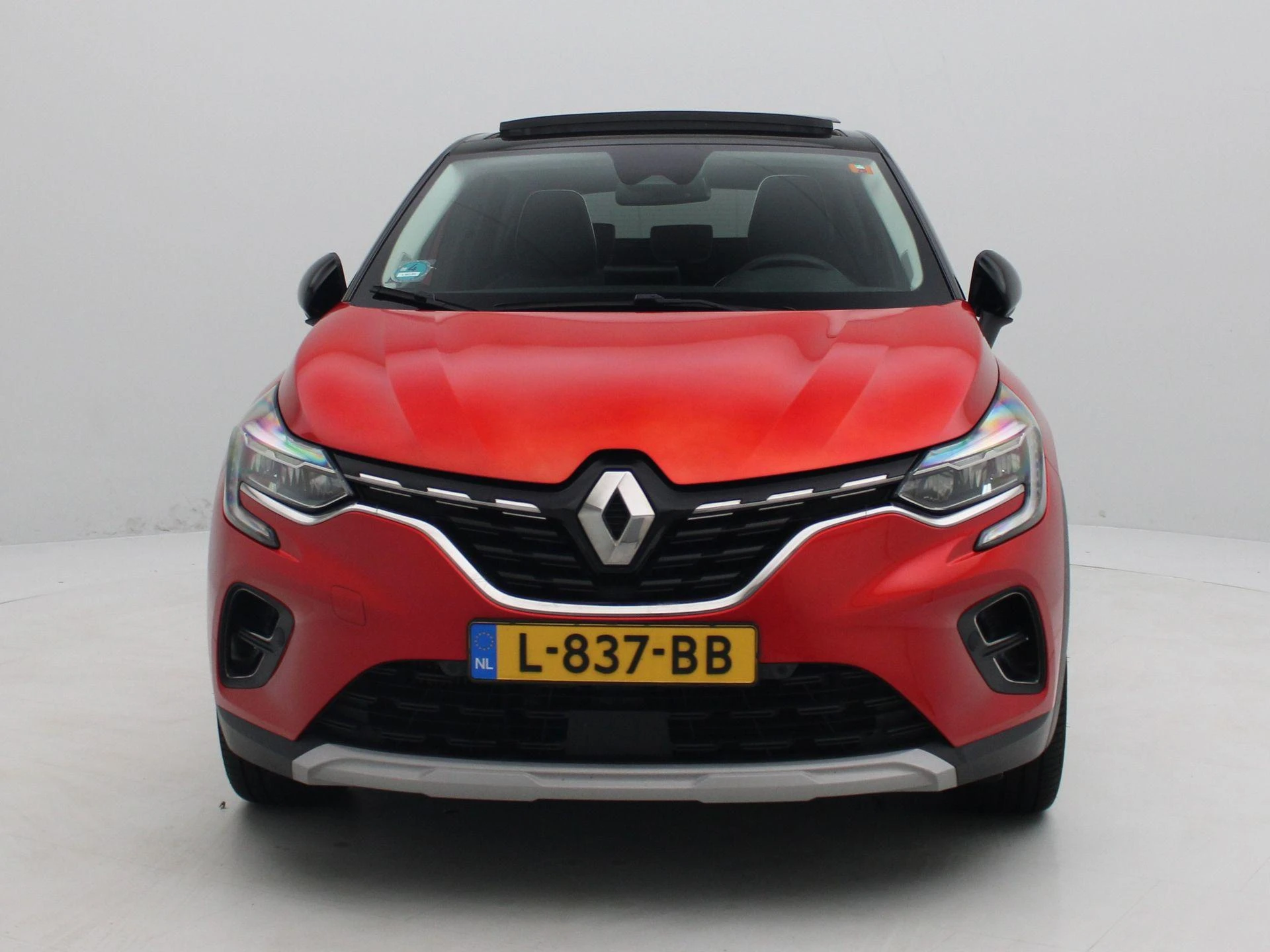 Renault Captur met kenteken 74100 – autofoto 4