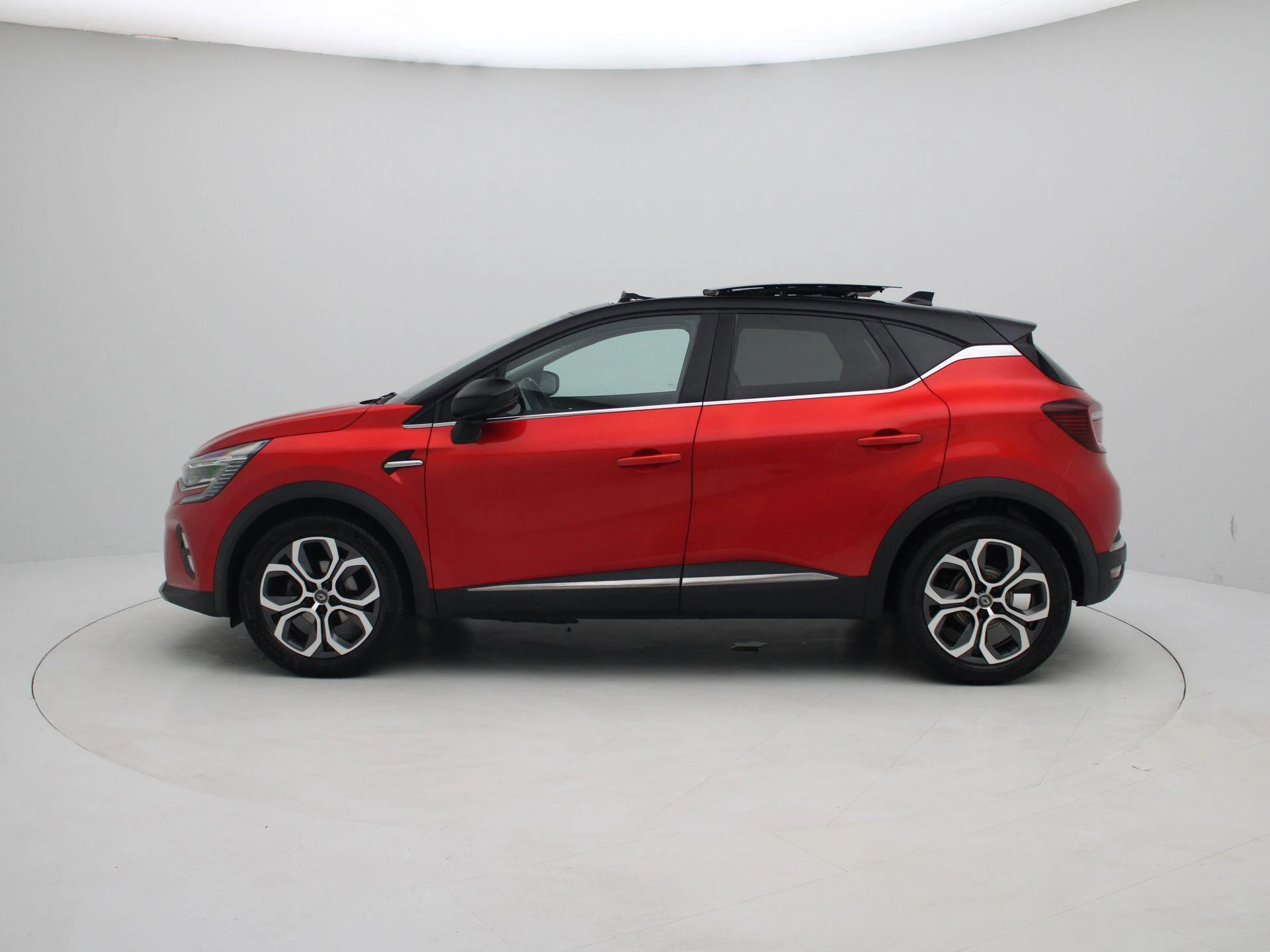 Renault Captur met kenteken 74100 – autofoto 5
