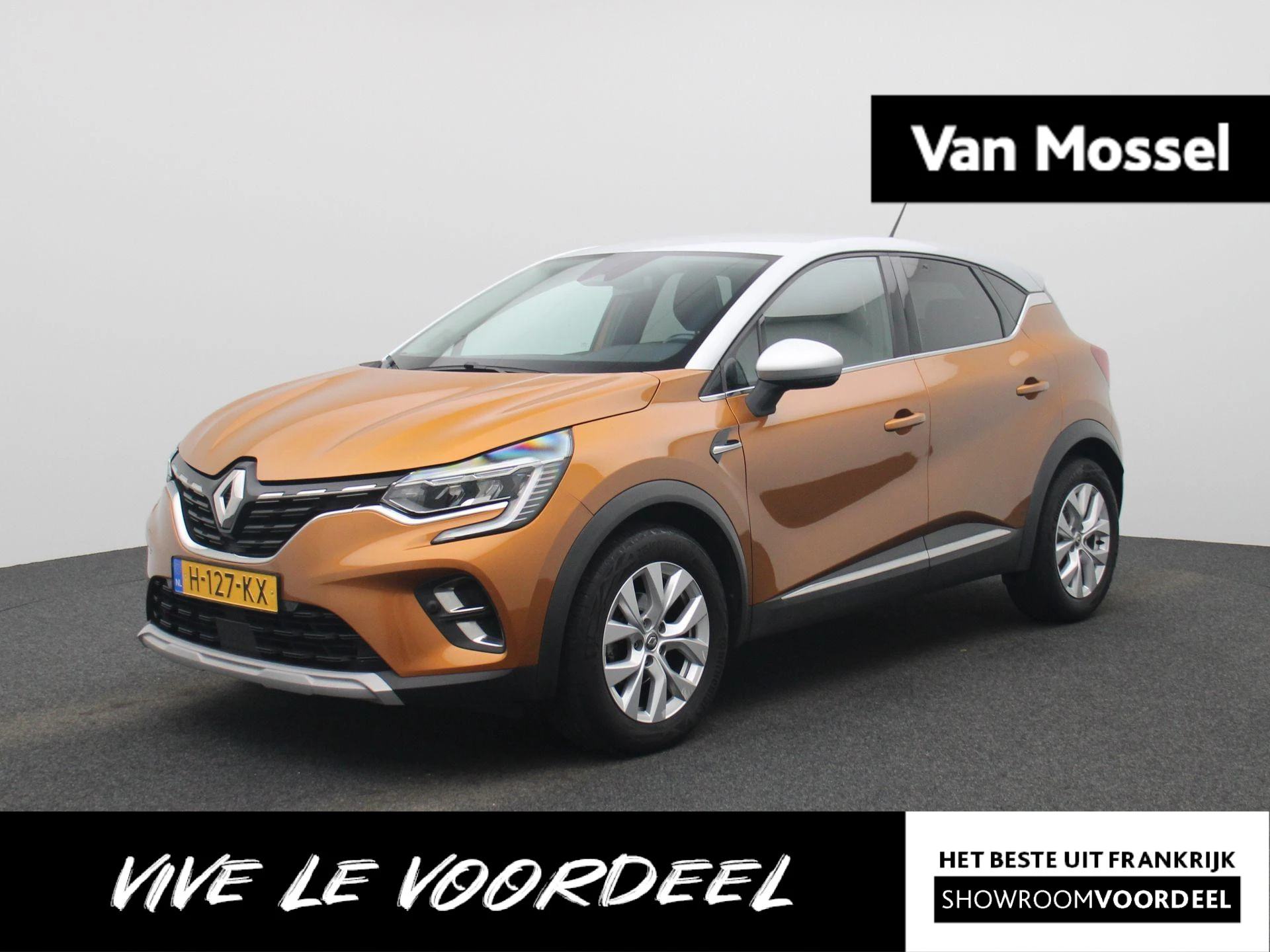 Renault Captur met kenteken 75100 – autofoto 2
