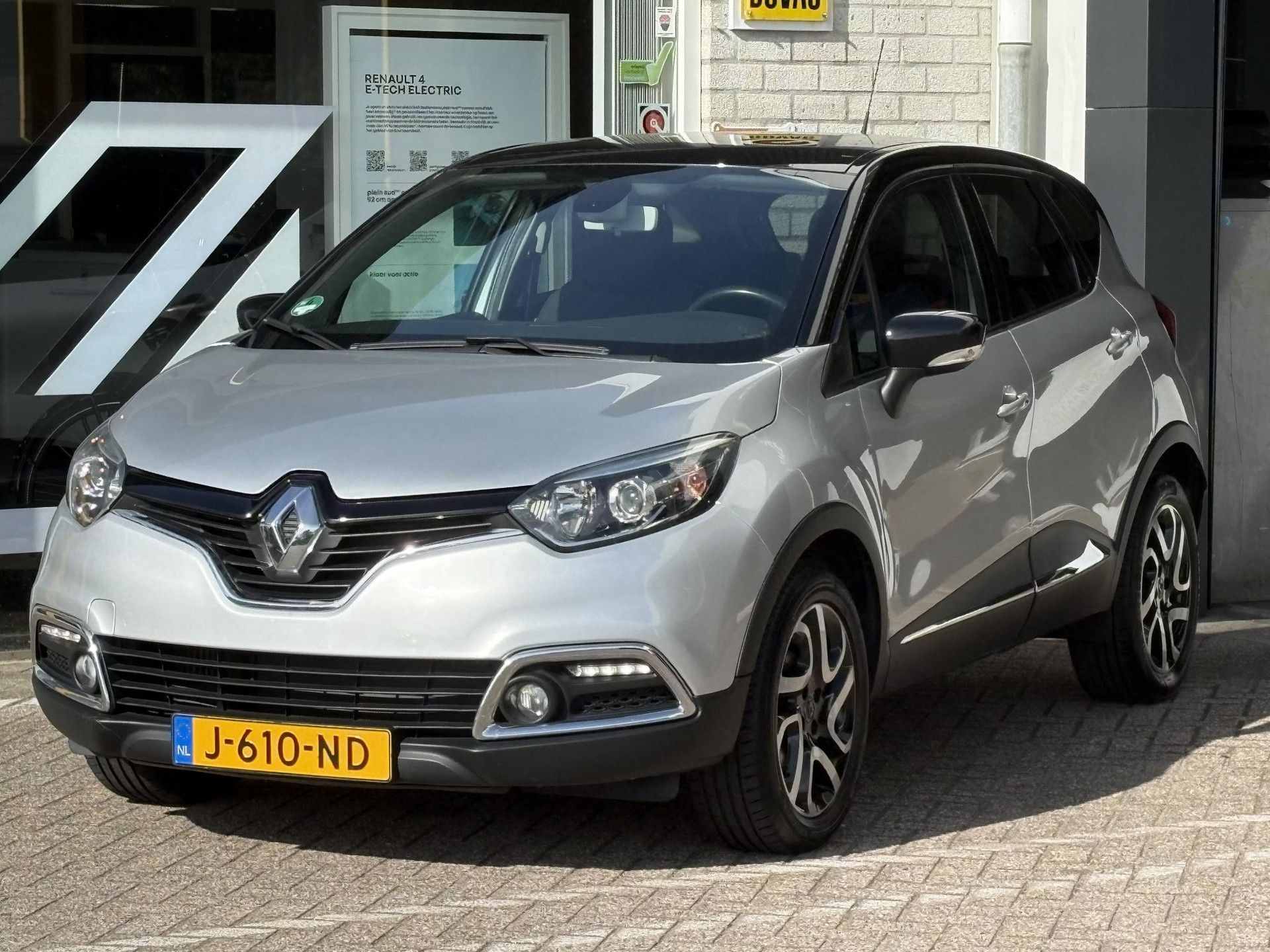 Renault Captur met kenteken J-610-ND – autofoto 3