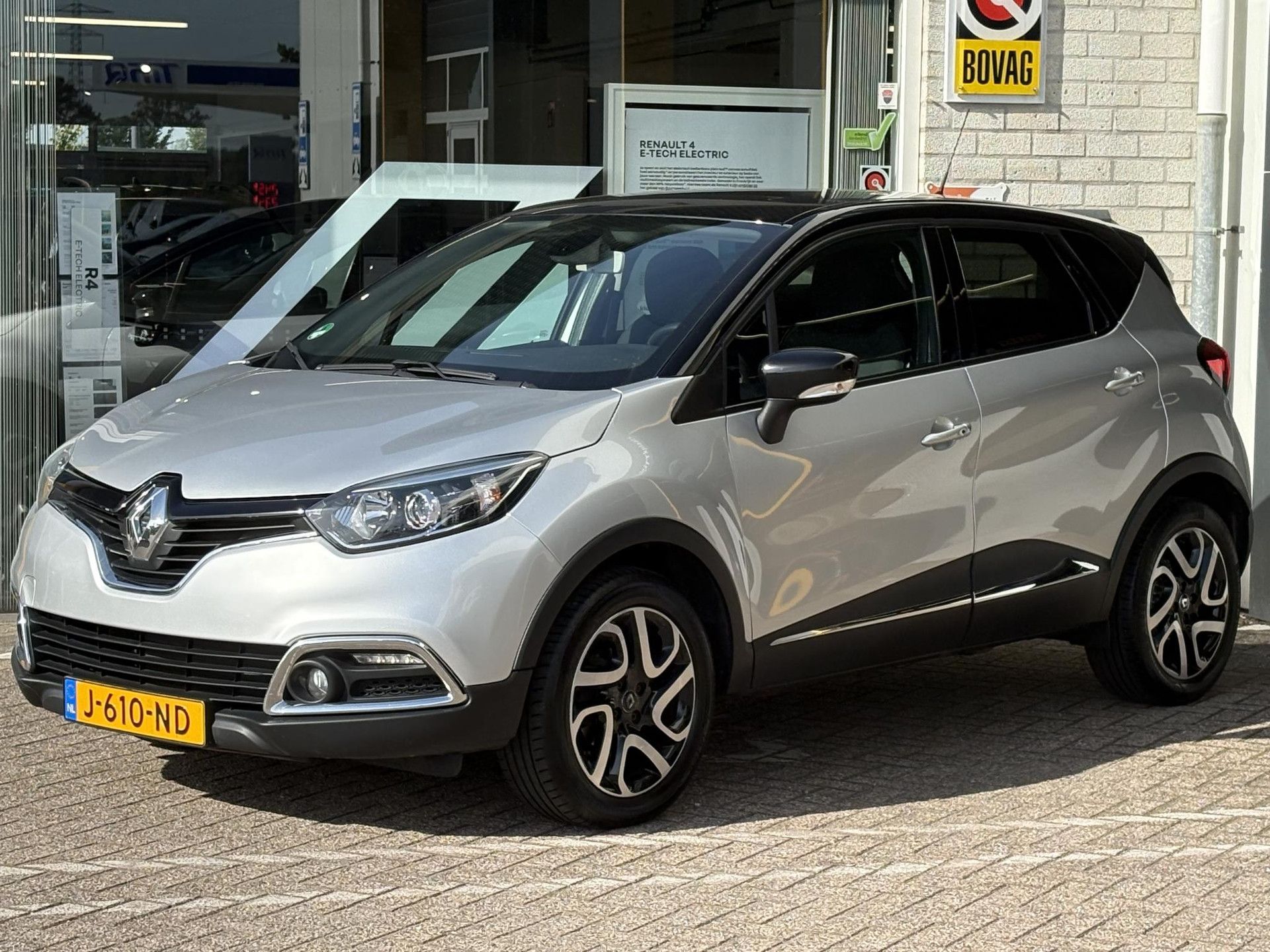 Renault Captur met kenteken J-610-ND – autofoto 4