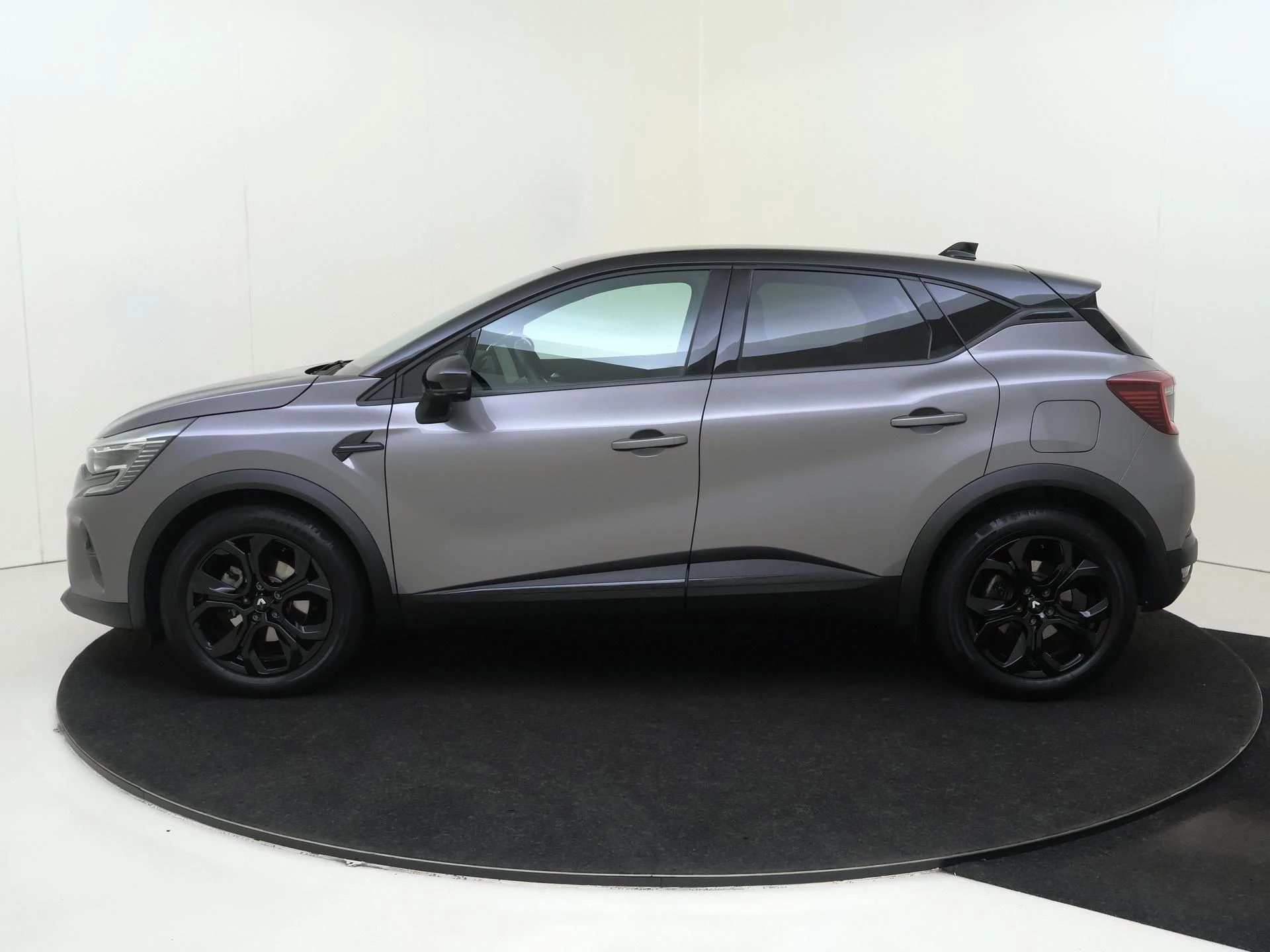 Renault Captur met kenteken JJH-48-D – autofoto 5