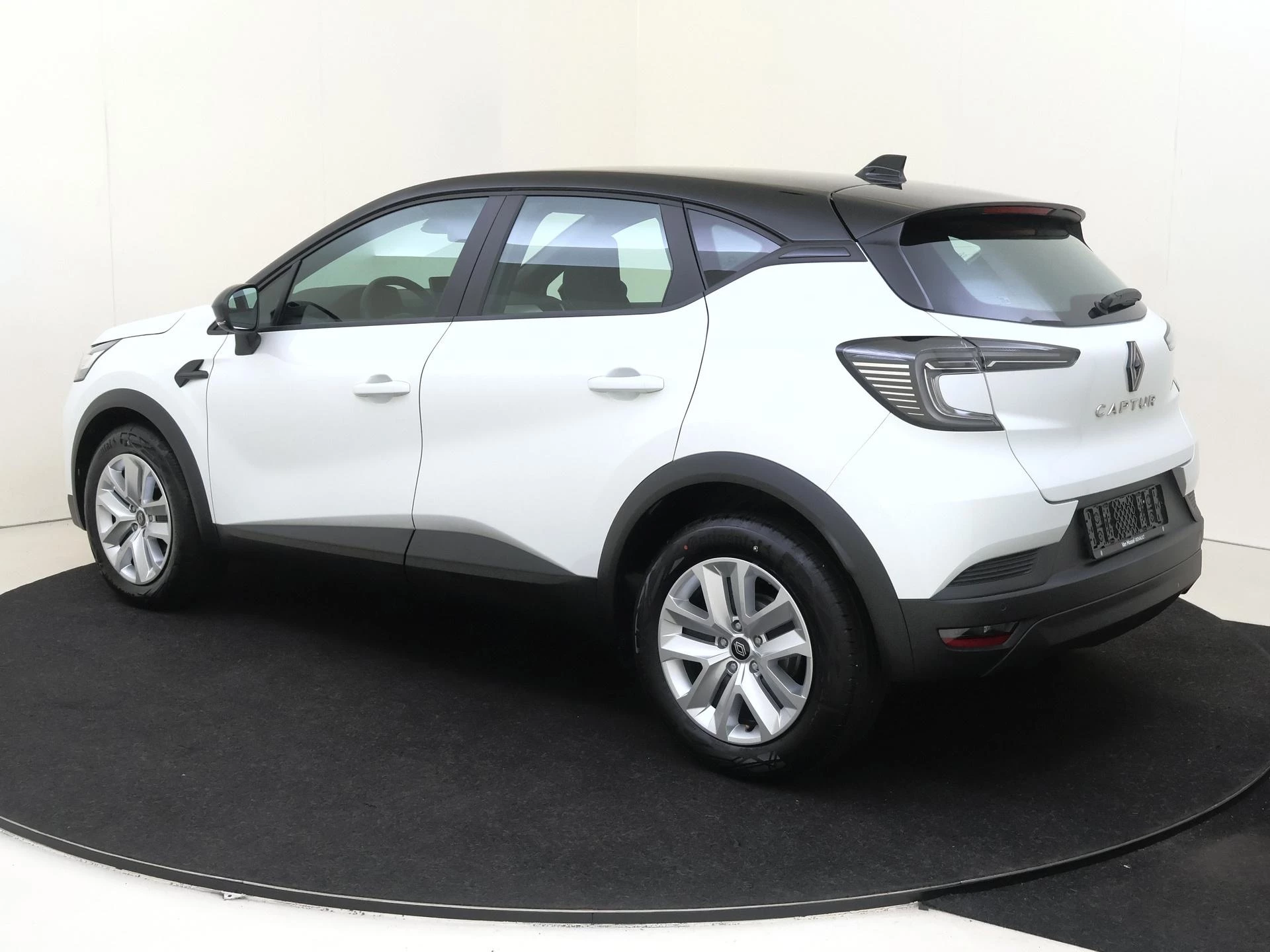 Renault Captur met kenteken JNH-90-H – autofoto 4