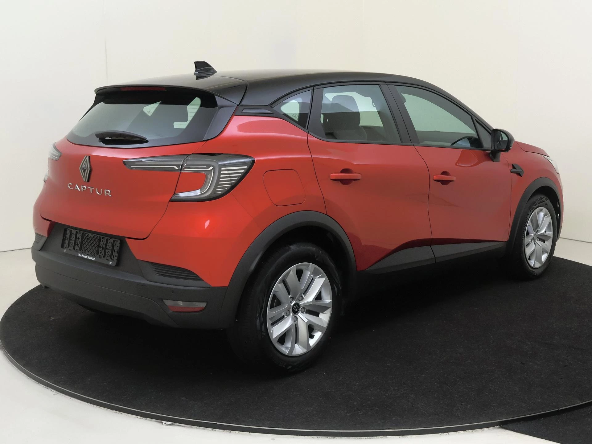 Renault Captur met kenteken JNZ-93-G – autofoto 5