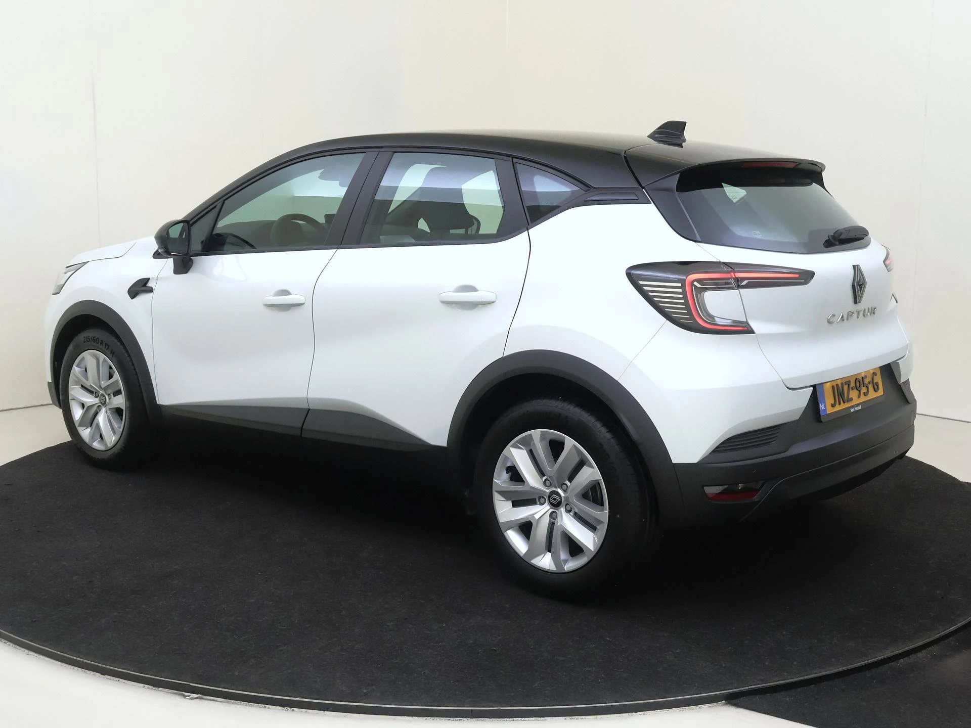 Renault Captur met kenteken JNZ-95-G – autofoto 4