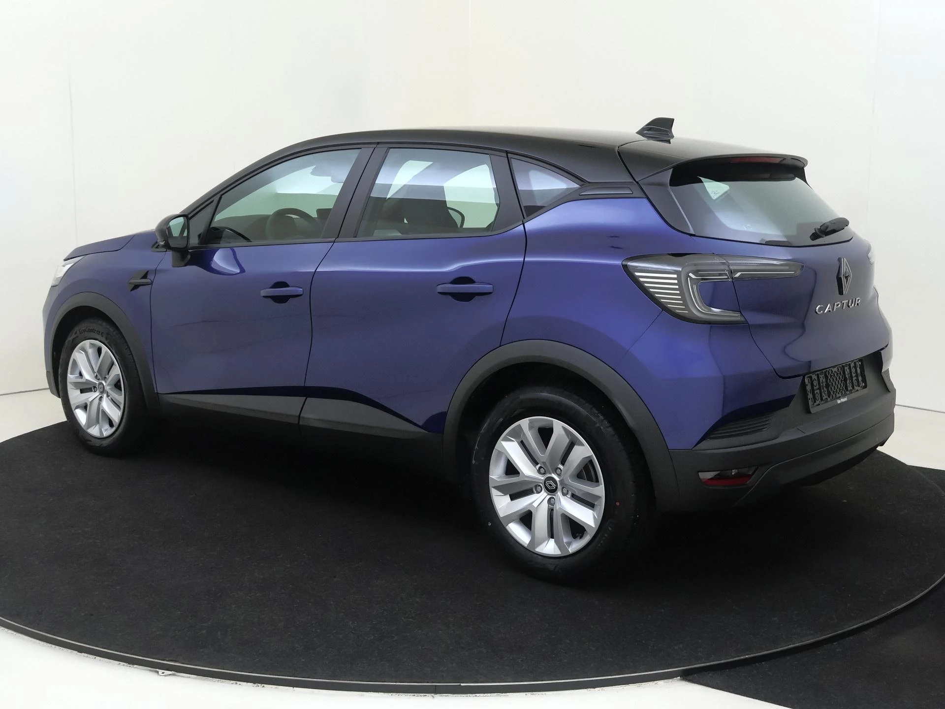Renault Captur met kenteken JRX-68-H – autofoto 4