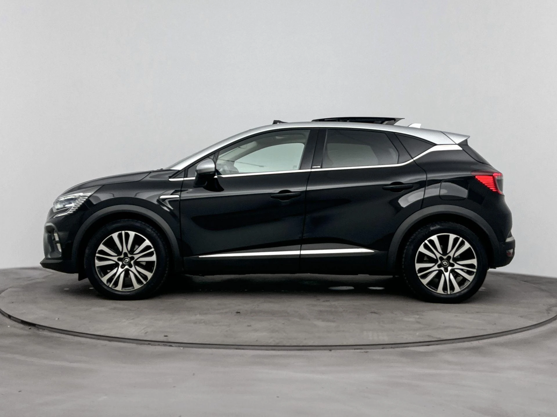 Renault Captur met kenteken K-138-TP – autofoto 4