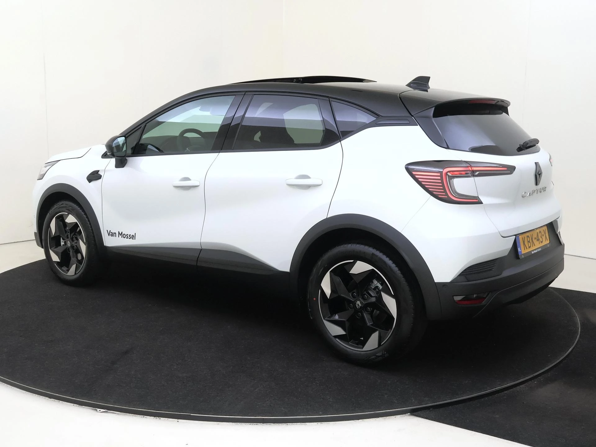 Renault Captur met kenteken KBK-43-X – autofoto 4