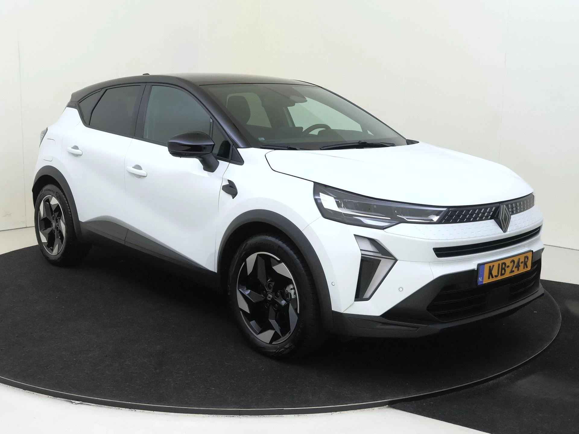 Renault Captur met kenteken KJB-24-R – autofoto 3