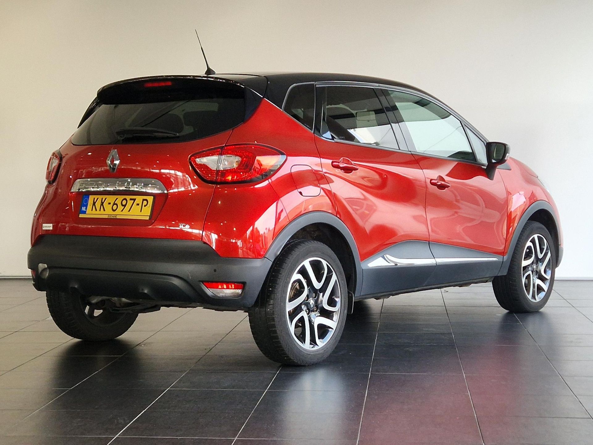 Renault Captur met kenteken KK-697-P – autofoto 2