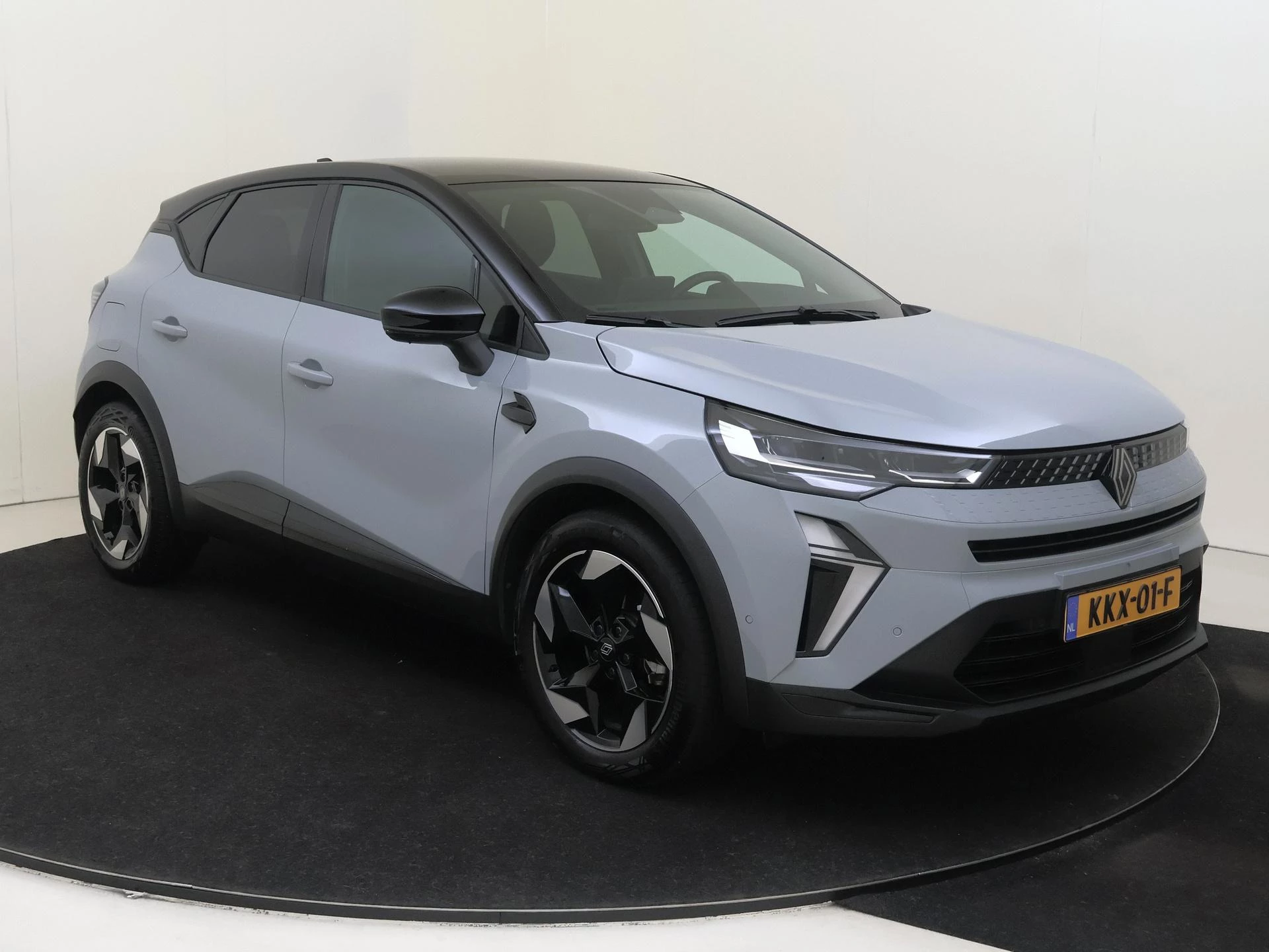 Renault Captur met kenteken KKX-01-F – autofoto 3