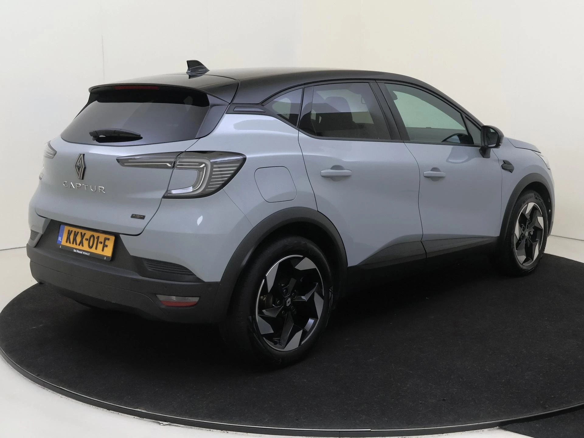 Renault Captur met kenteken KKX-01-F – autofoto 5