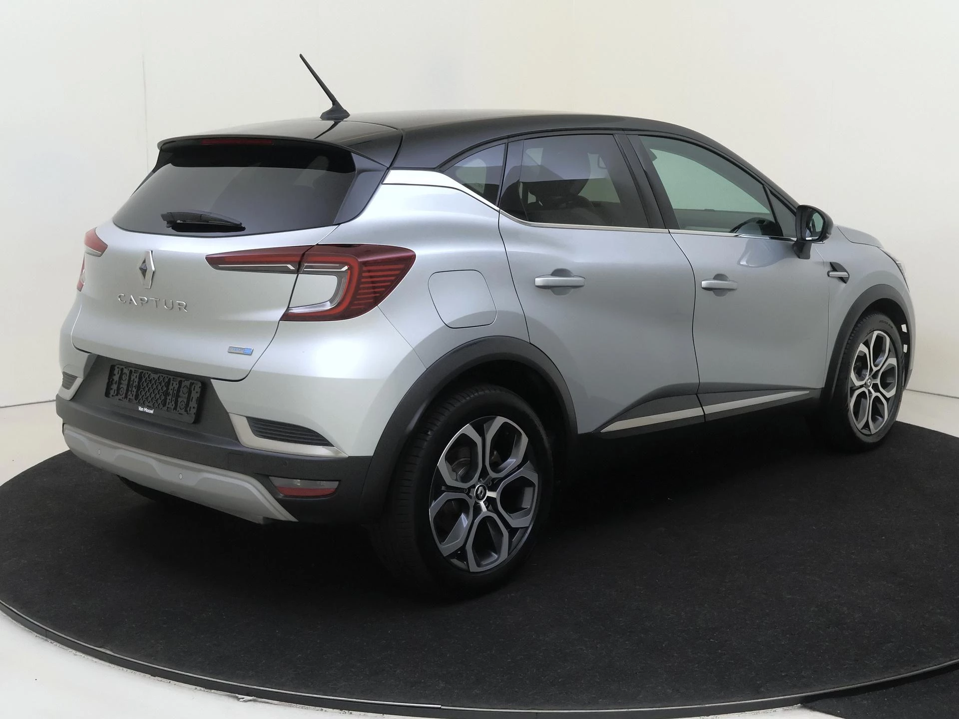 Renault Captur met kenteken KLK-70-G – autofoto 5