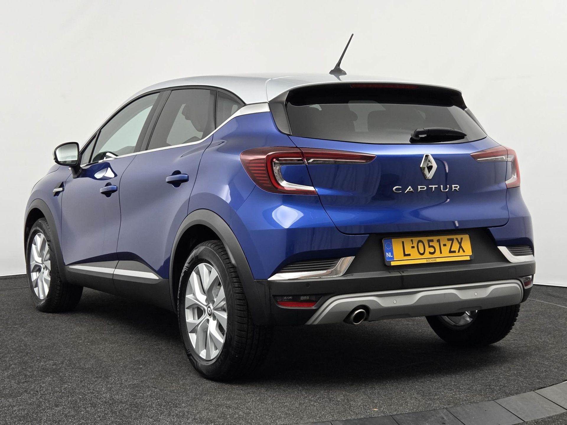 Renault Captur met kenteken L-051-ZX – autofoto 5