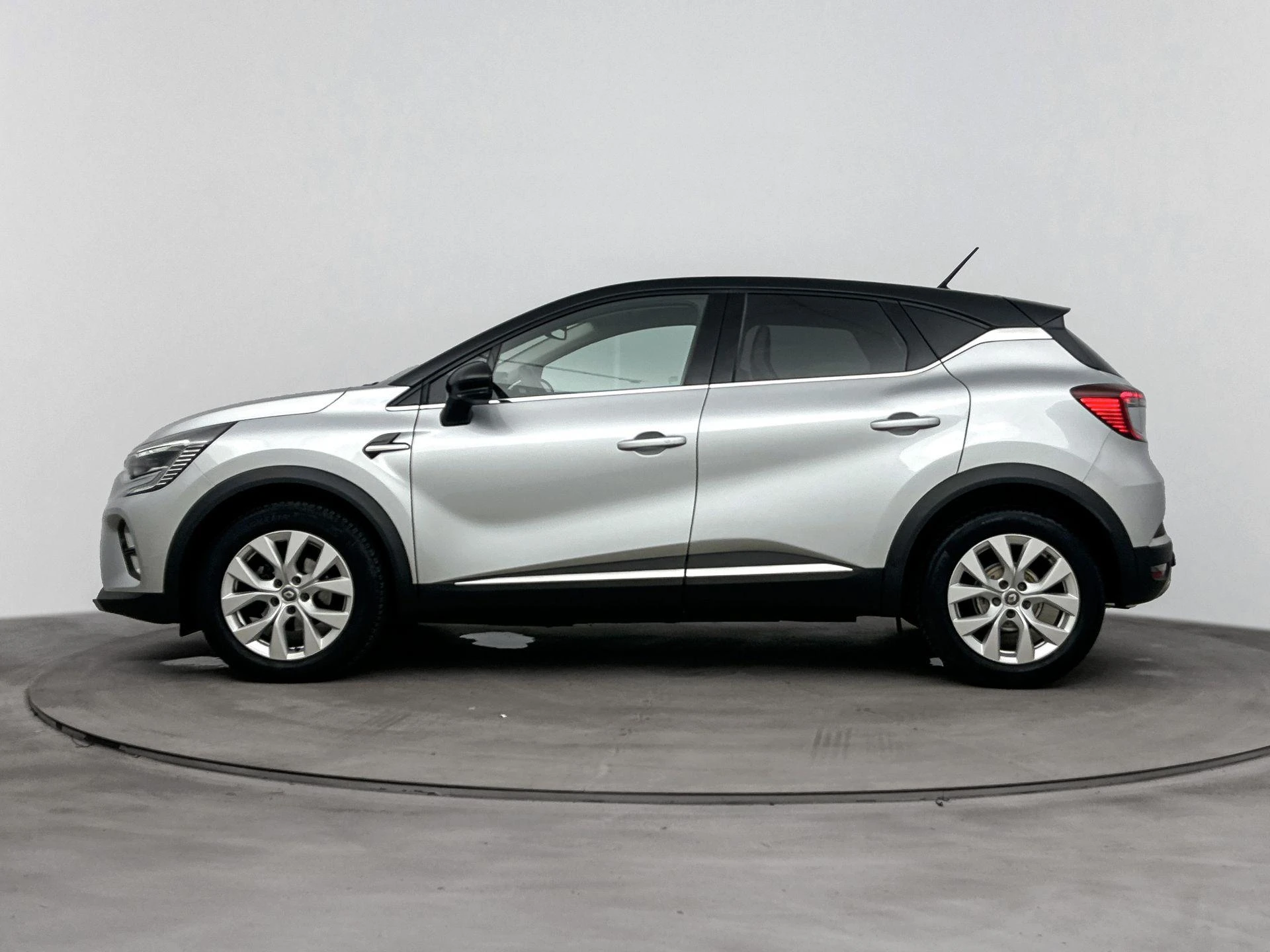 Renault Captur met kenteken L-173-JP – autofoto 4
