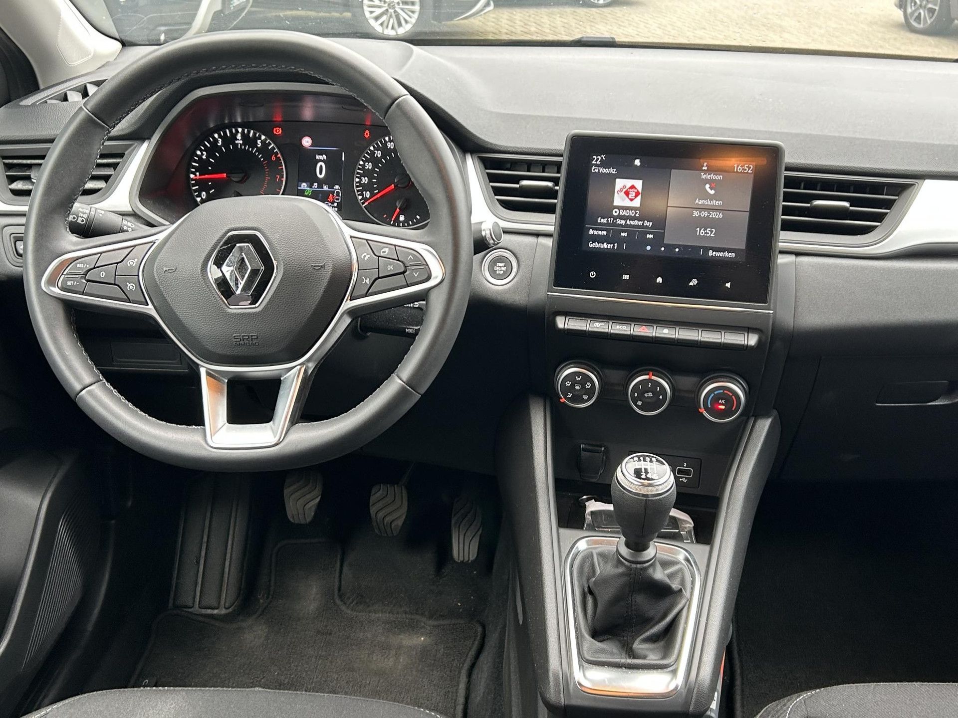 Renault Captur met kenteken L-271-ZK – autofoto 3