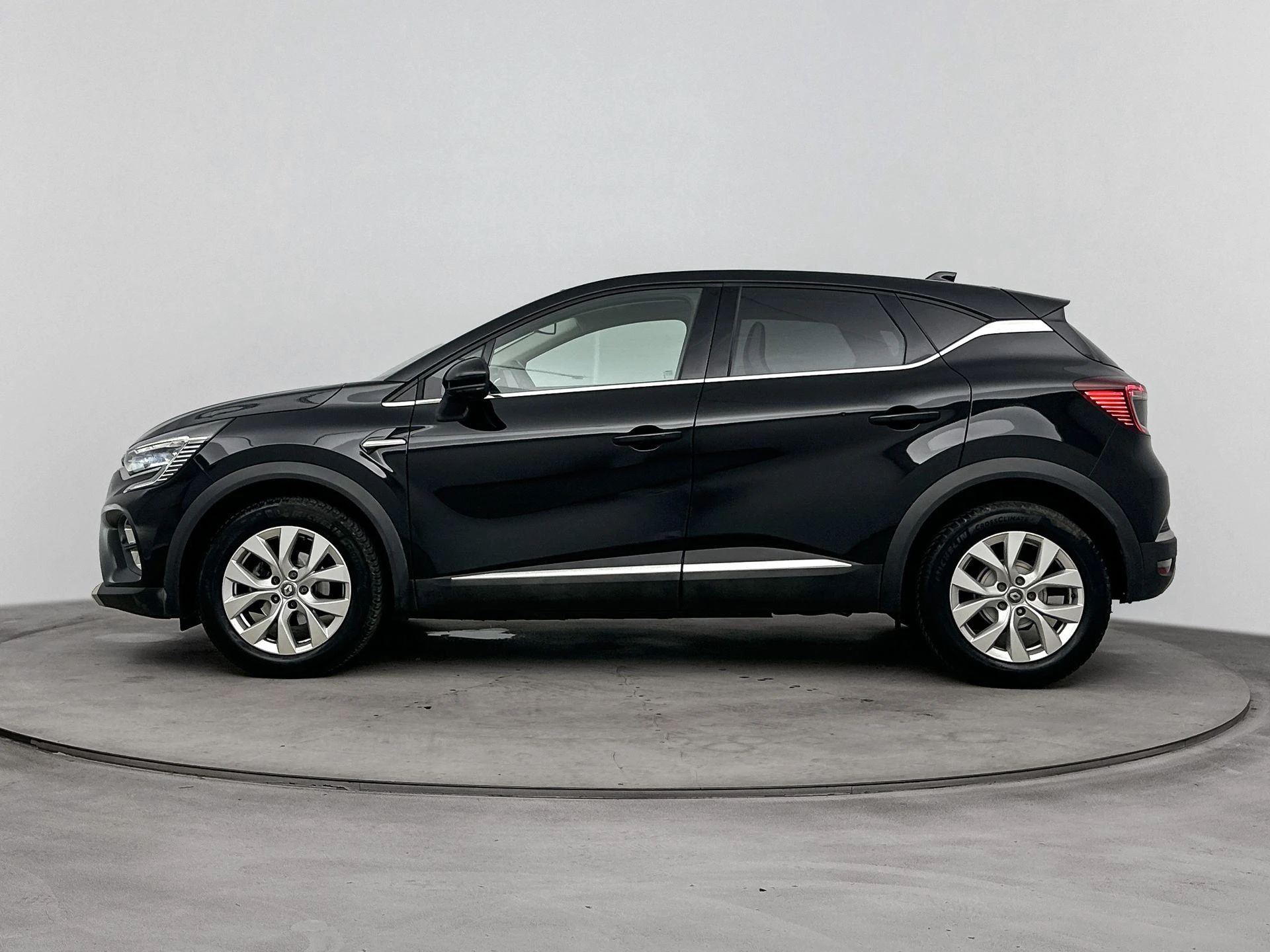 Renault Captur met kenteken L-688-FV – autofoto 4