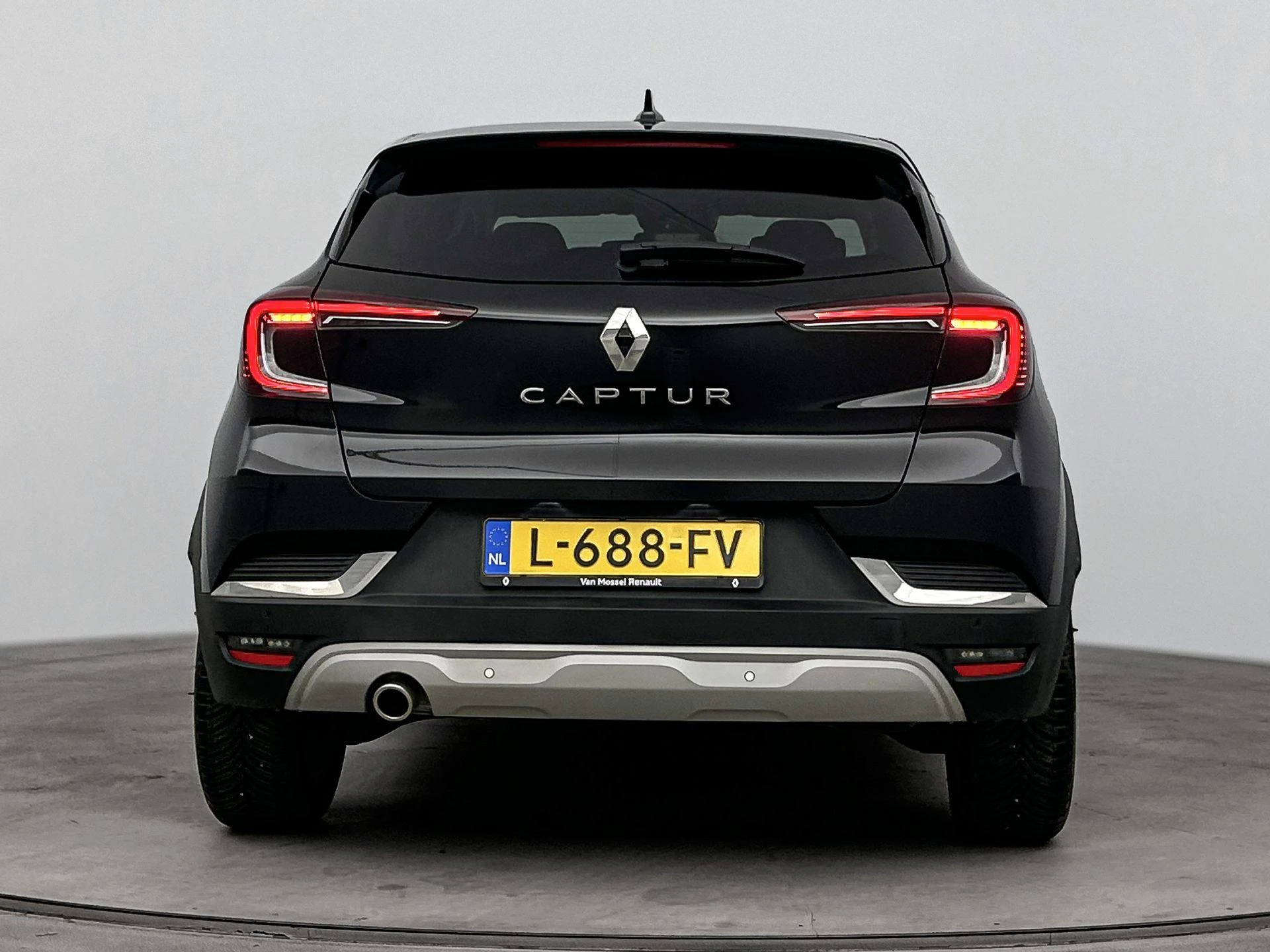 Renault Captur met kenteken L-688-FV – autofoto 5
