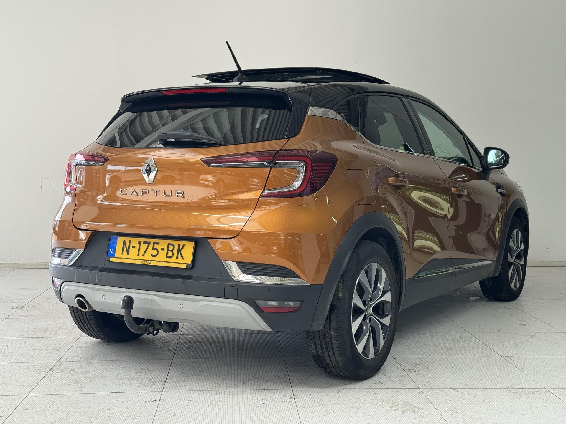 Renault Captur met kenteken N-175-BK – autofoto 2