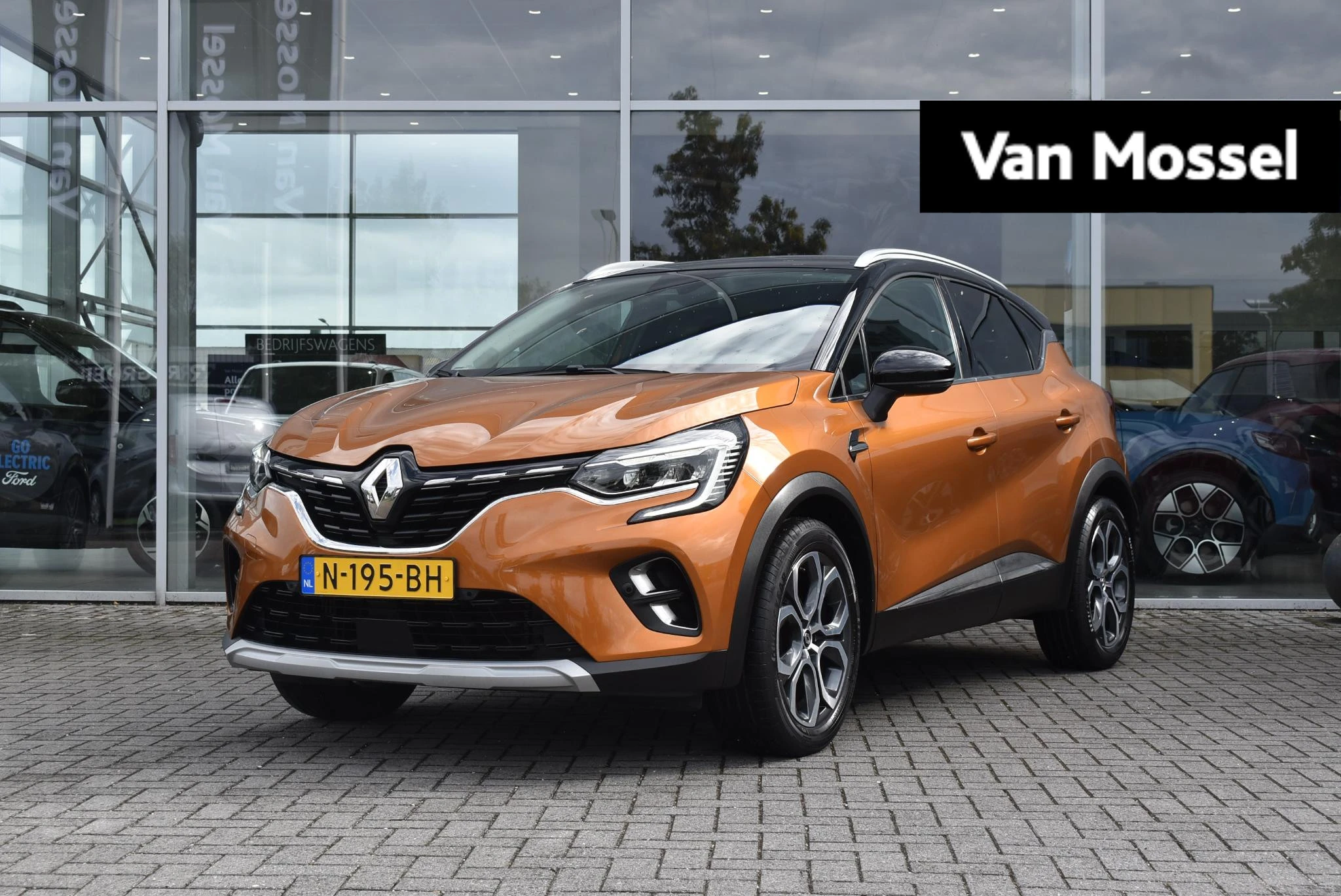 Renault Captur met kenteken N-195-BH – autofoto 2